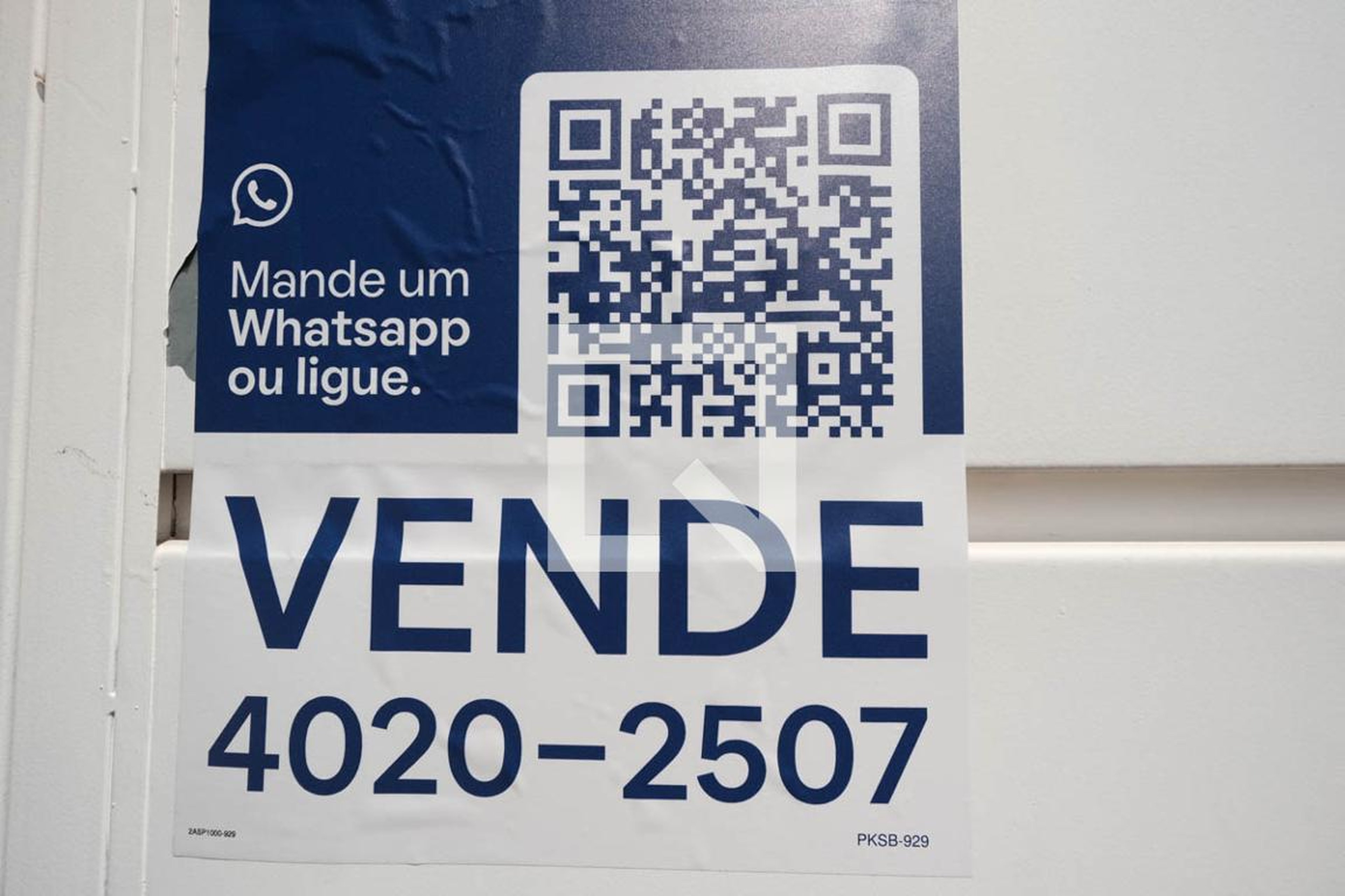 Fachada Condomínio em Rua Rubéns Galvão de França, 150