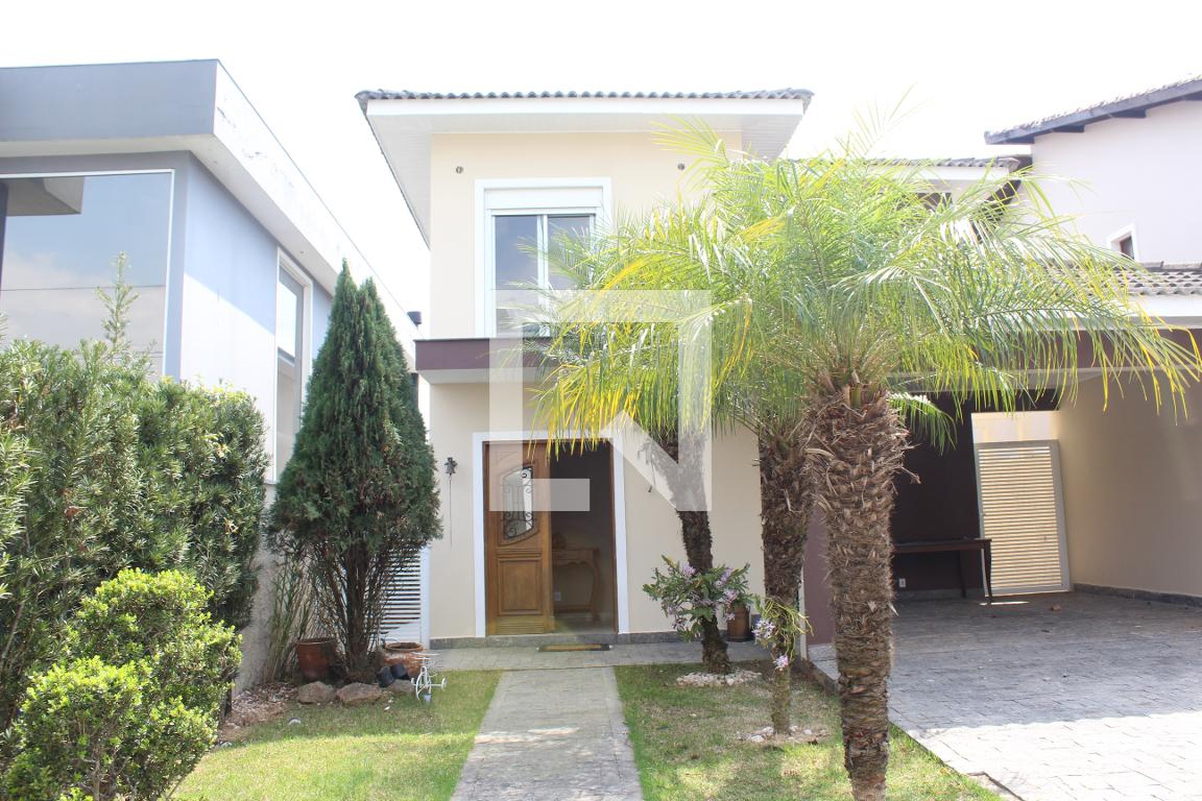 Fachada Condomínio em Estrada Municipal, 2153