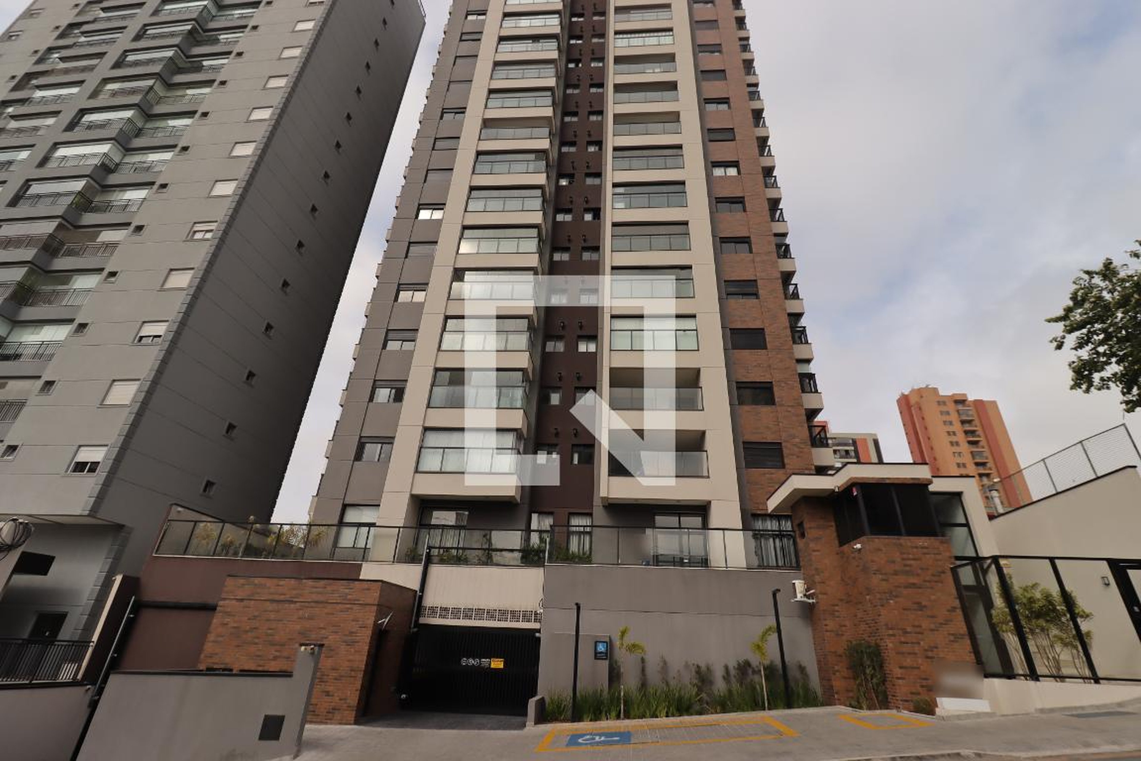 Fachada Condomínio Cesario