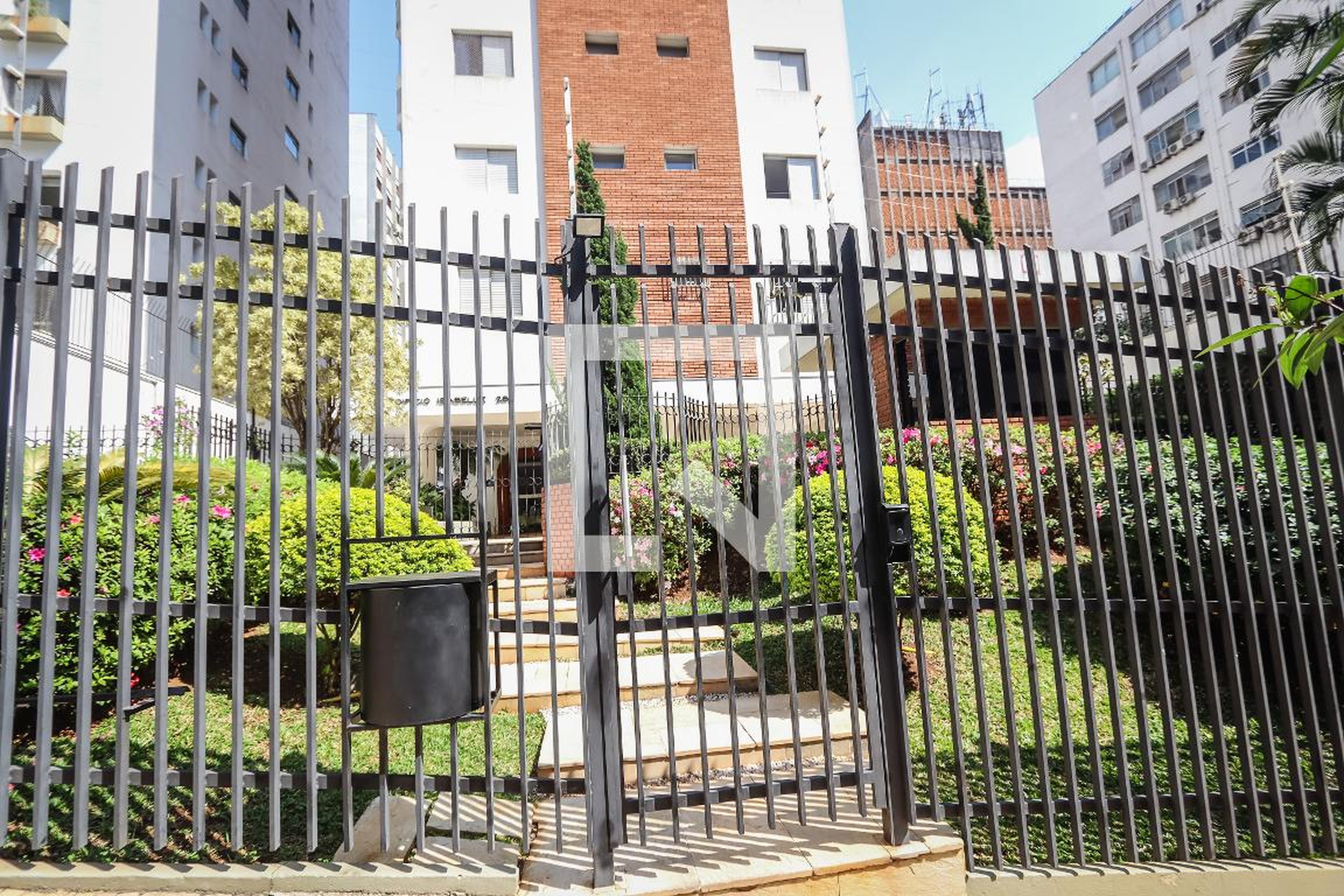 Fachada do Prédio Edifício Isabelle