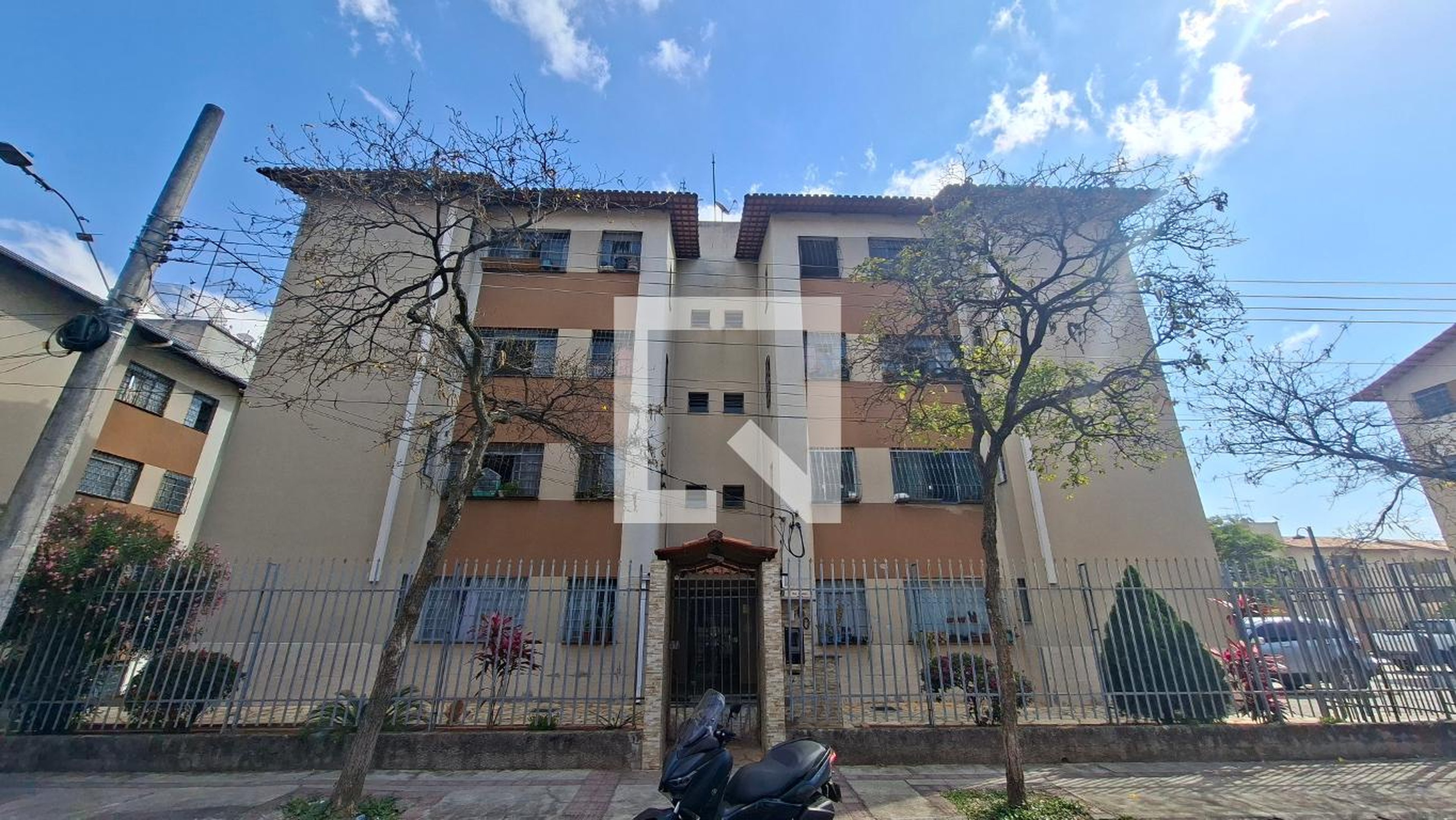 Fachada Condomínio em Rua Basiléia, 60