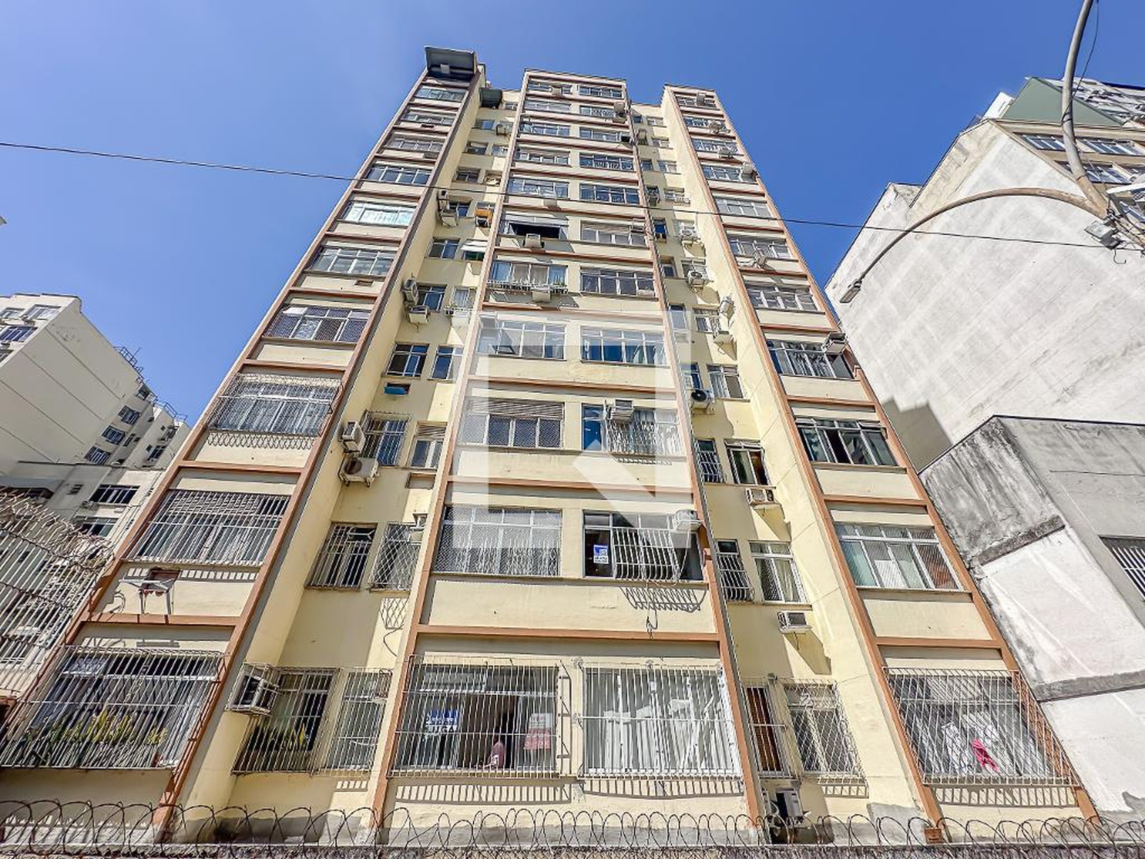 Fachada Condomínio Solar Marques de Abrantes