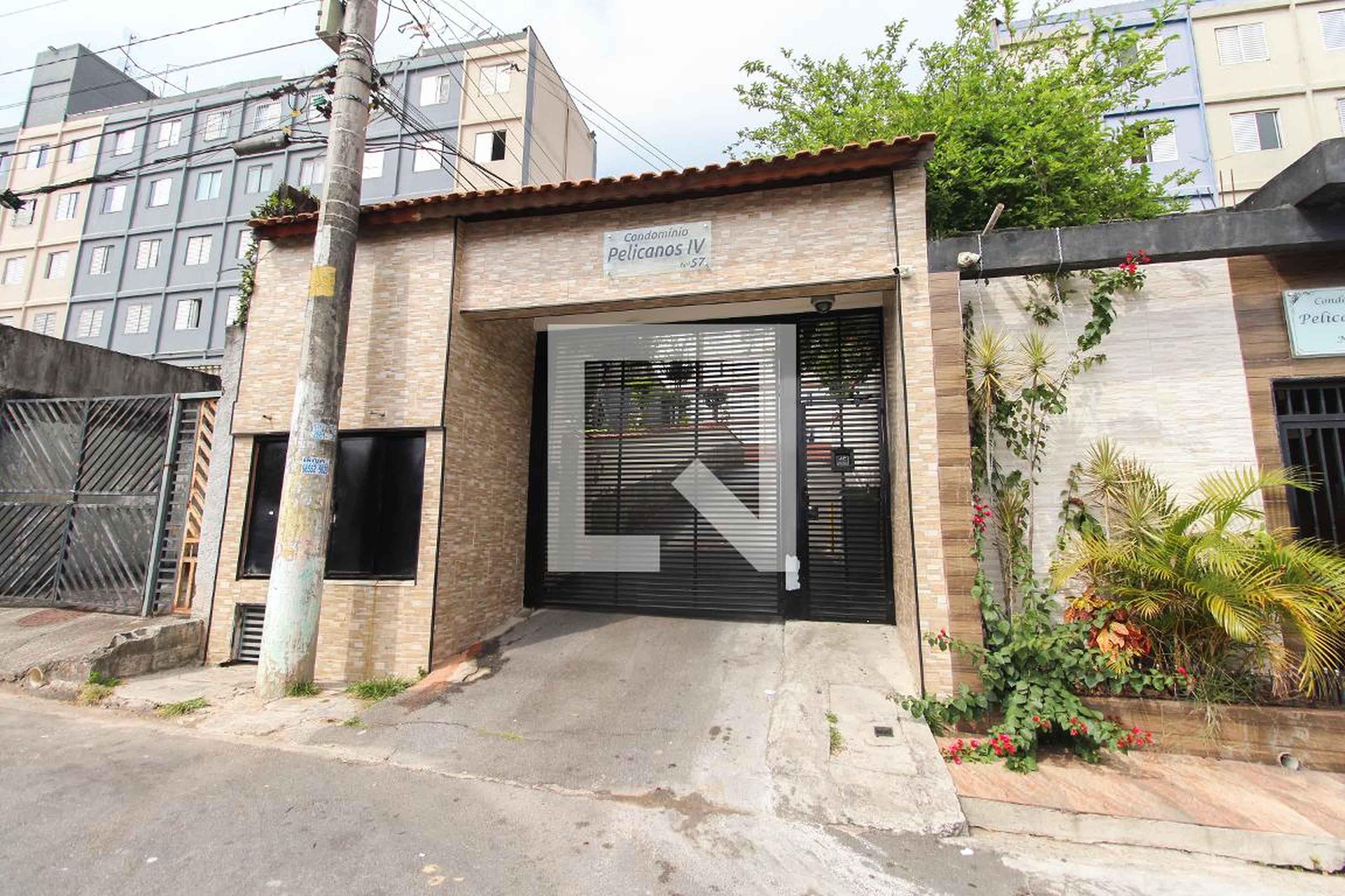 Fachada do Prédio Condomínio Pelicanos IV