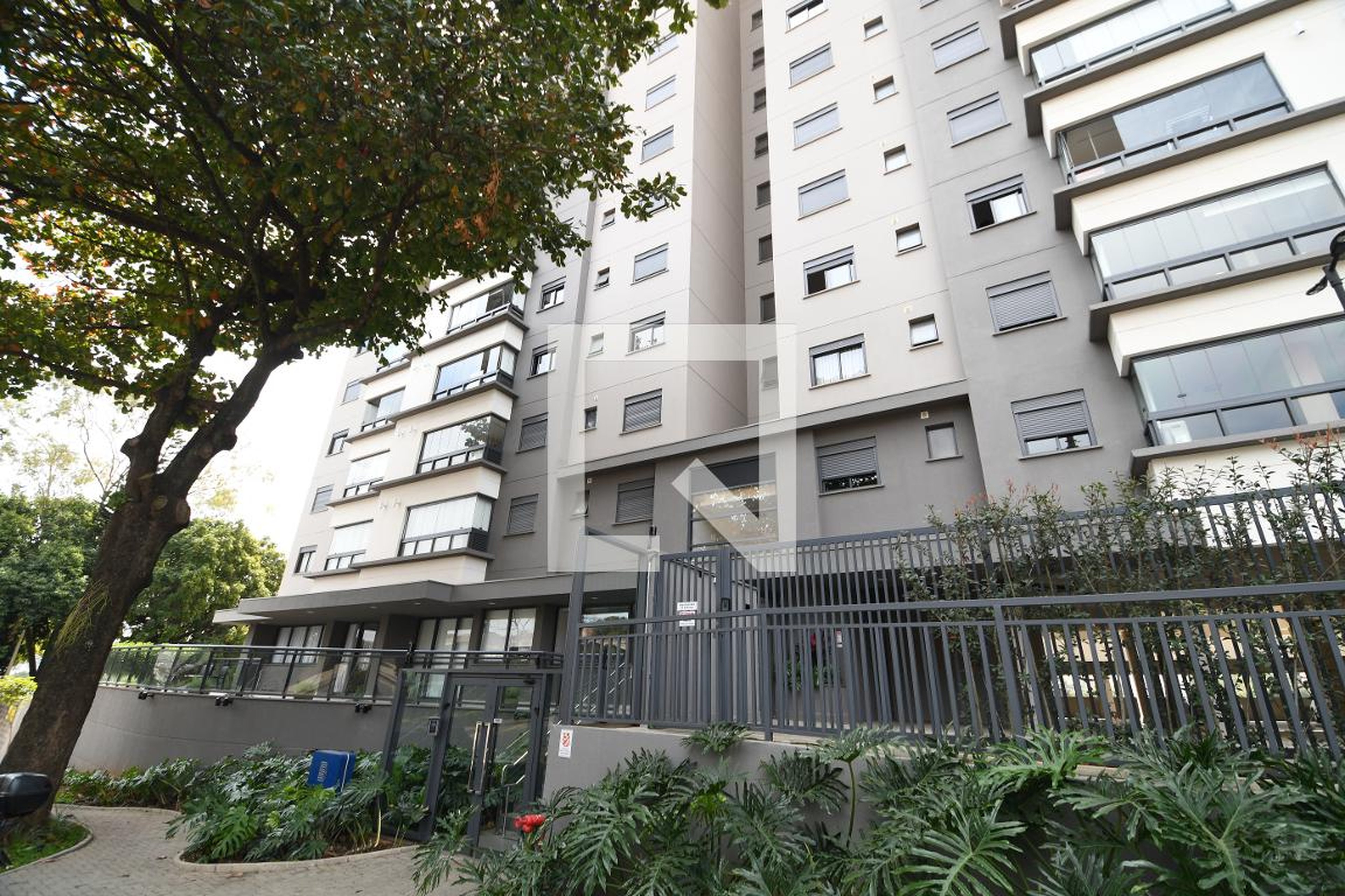 Fachada do Prédio Condomínio Bittencourt 678