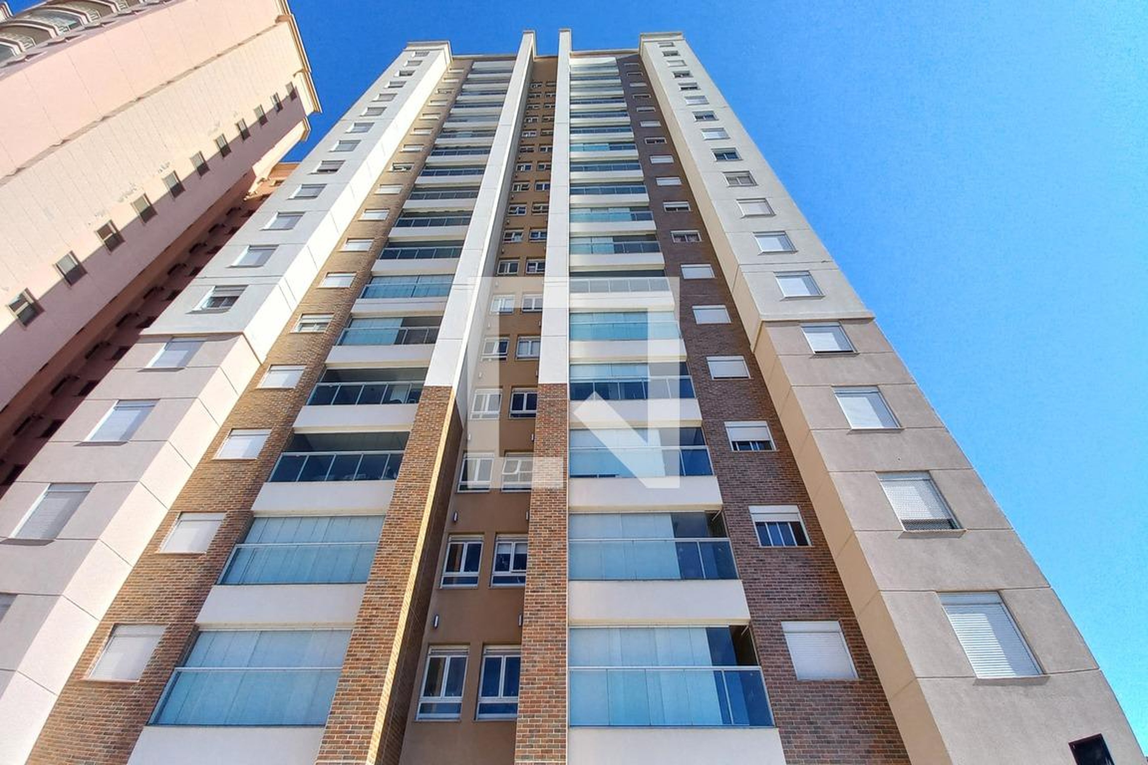 Fachada do Prédio Condomínio Vila Inglesa Residence