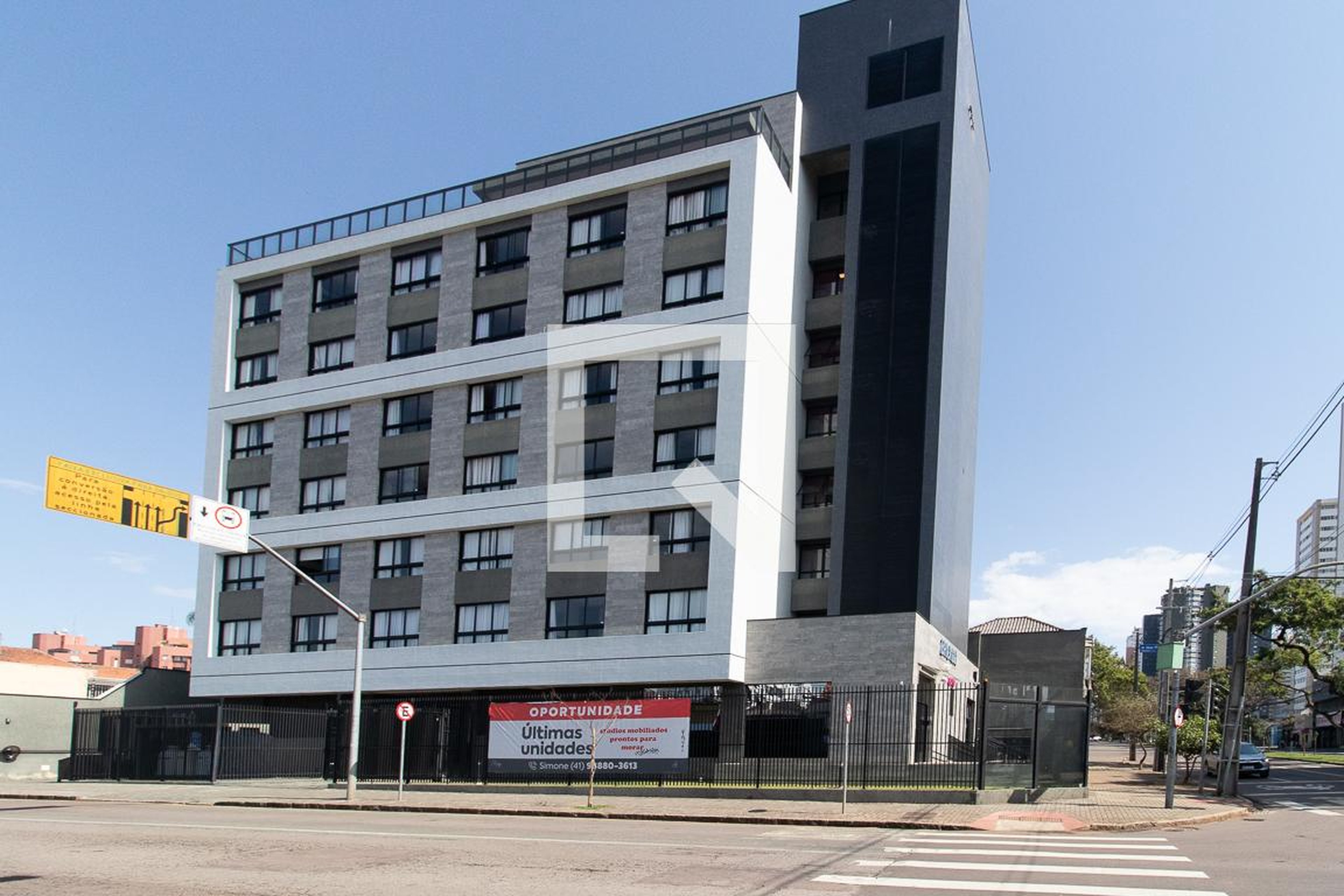 Fachada do Prédio Condomínio em Avenida Silva Jardim, 901