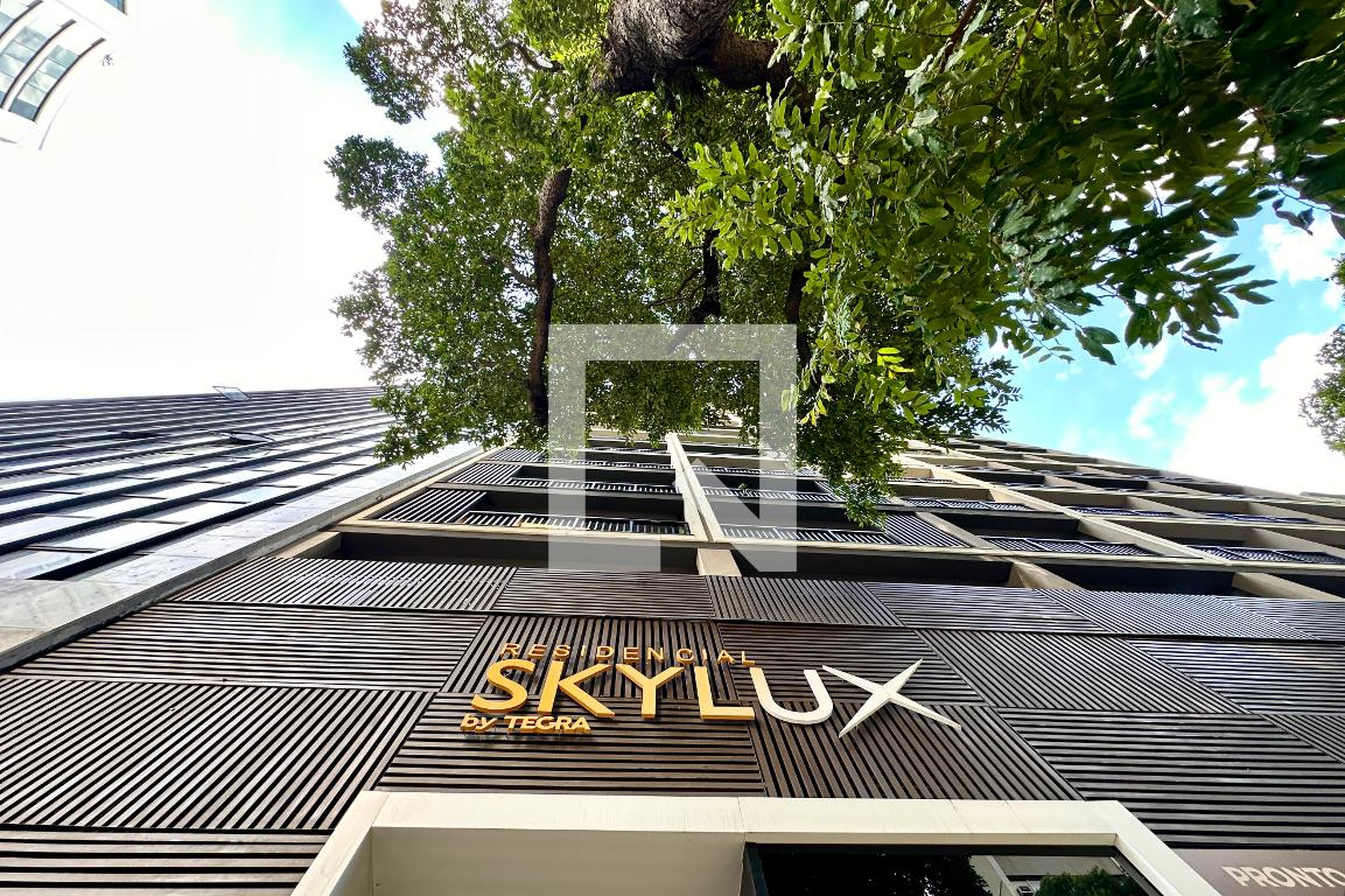 Fachada Condomínio Skylux