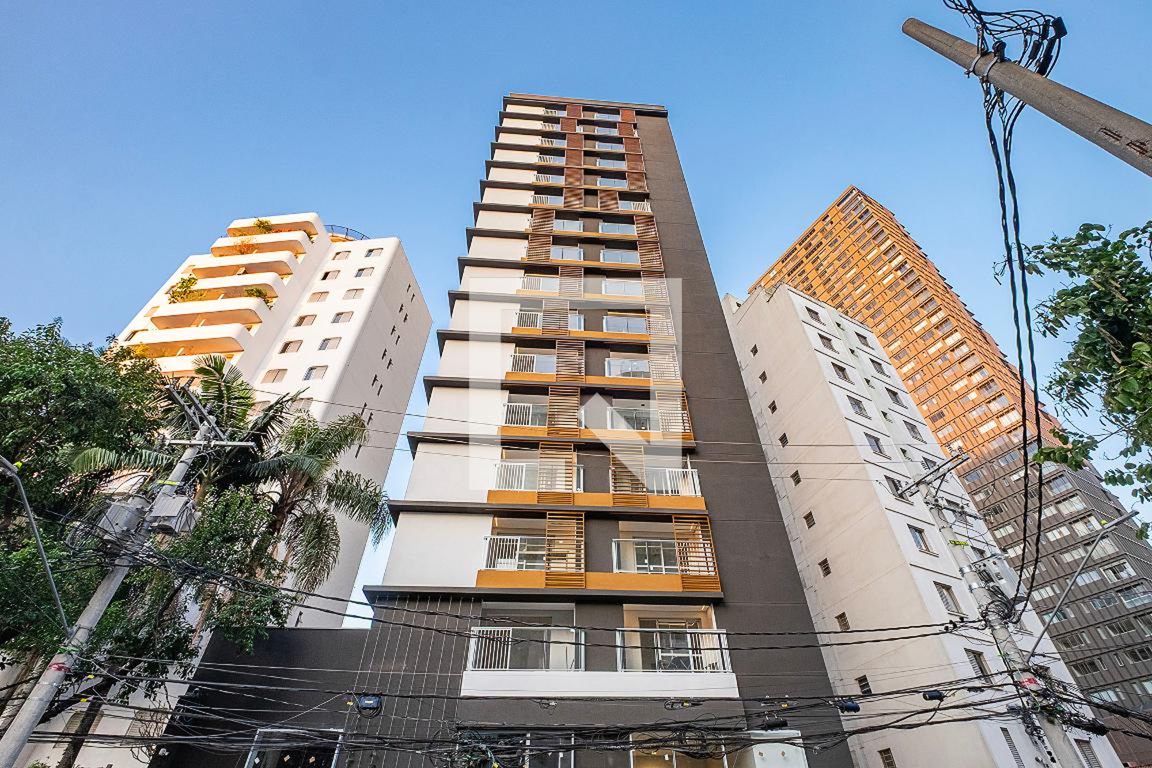 Fachada Condomínio em Rua Bianchi Bertoldi, 128