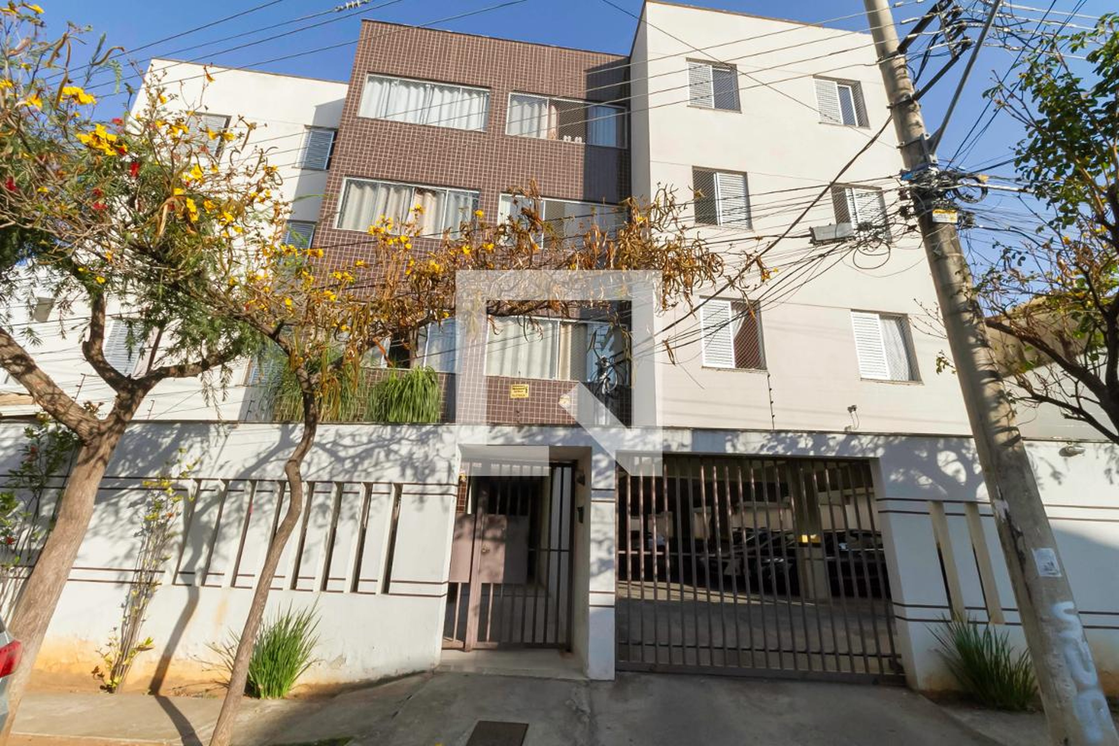 Fachada Condomínio Amelia Diniz