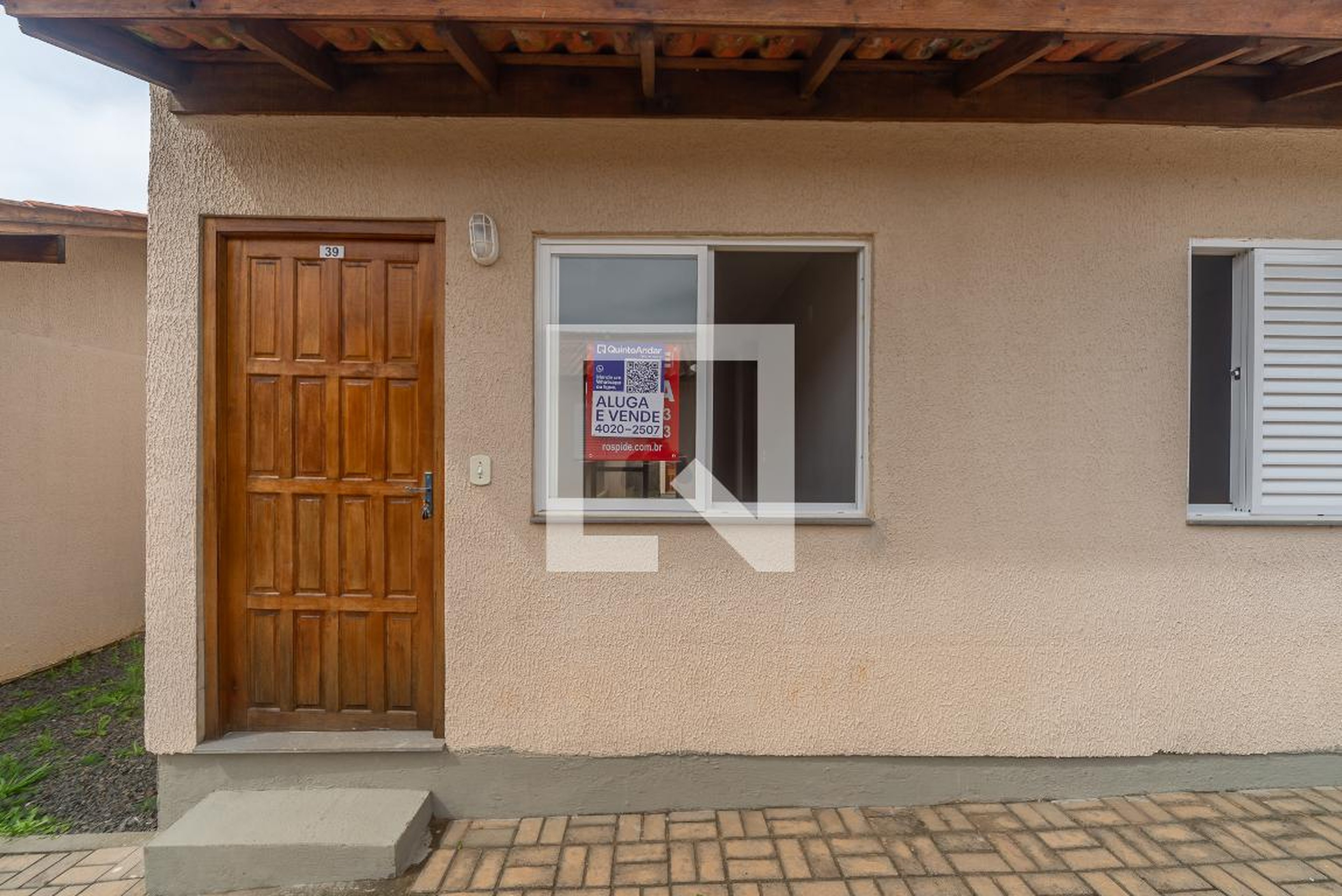 Fachada Condomínio em Rua José Garibaldi, 1514