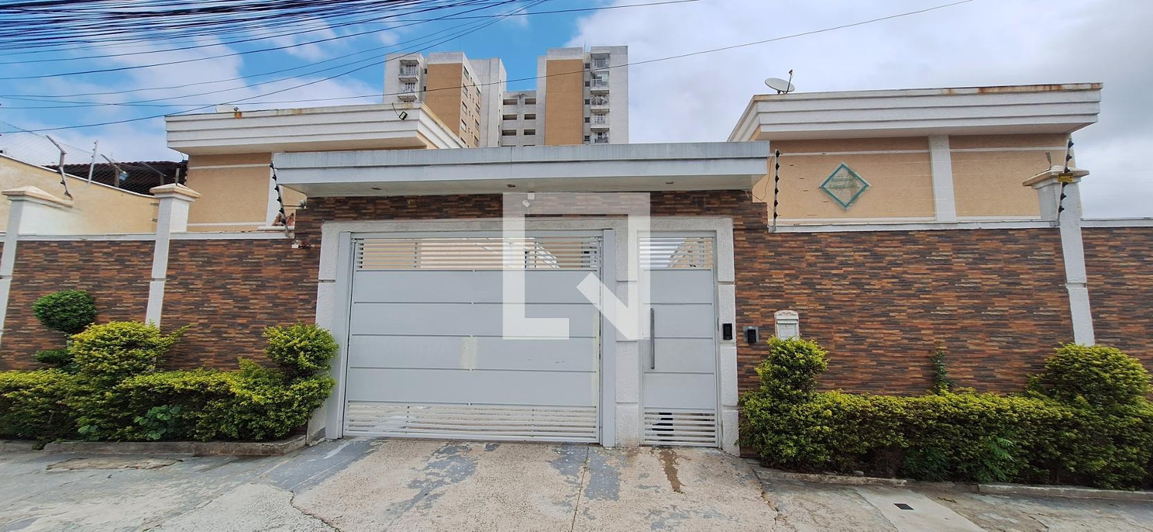 Fachada Residencial Edward Felix de Moraes