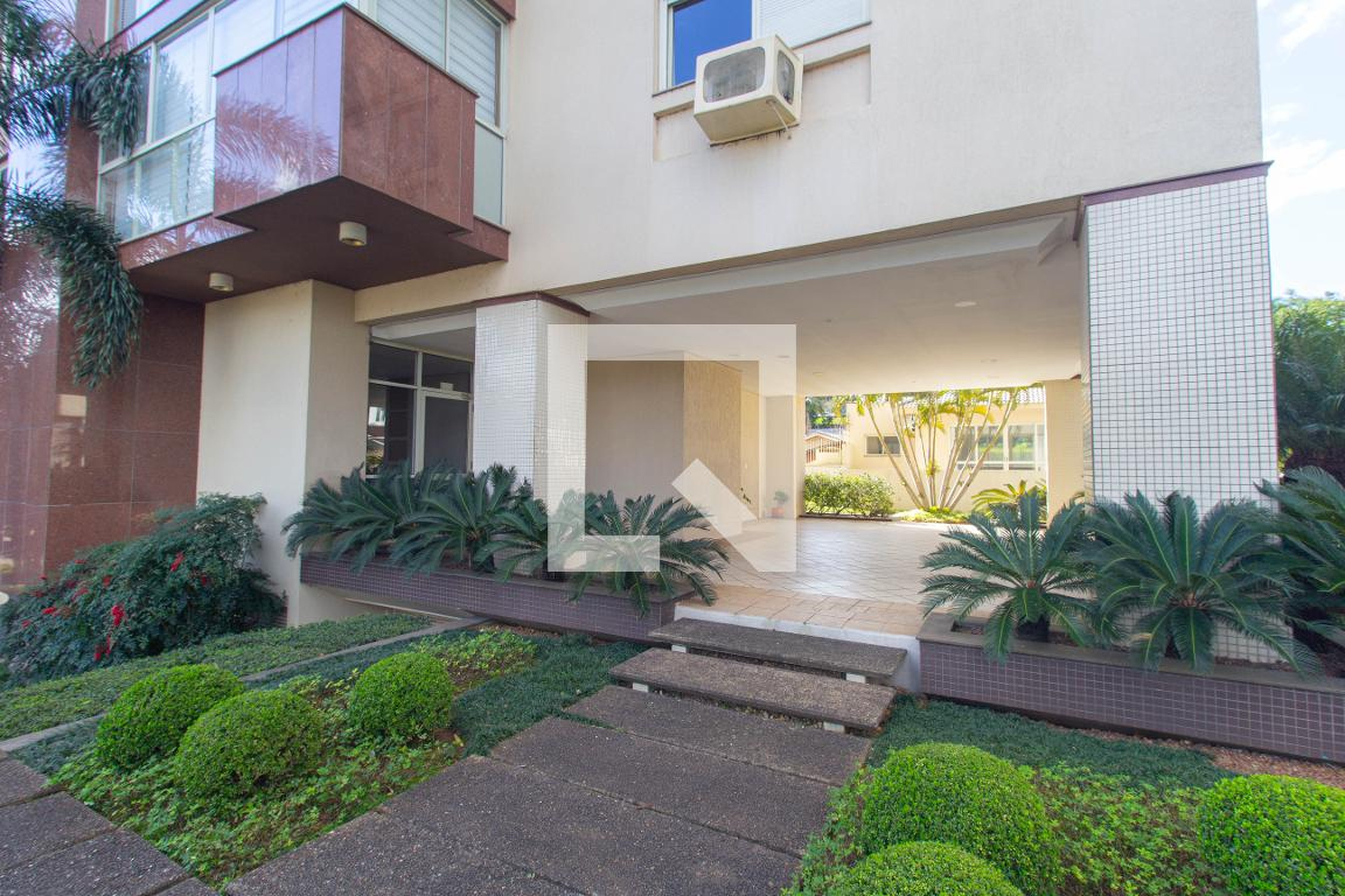 Fachada do Prédio Condomínio em Rua Oscar Emílio Müller, 702