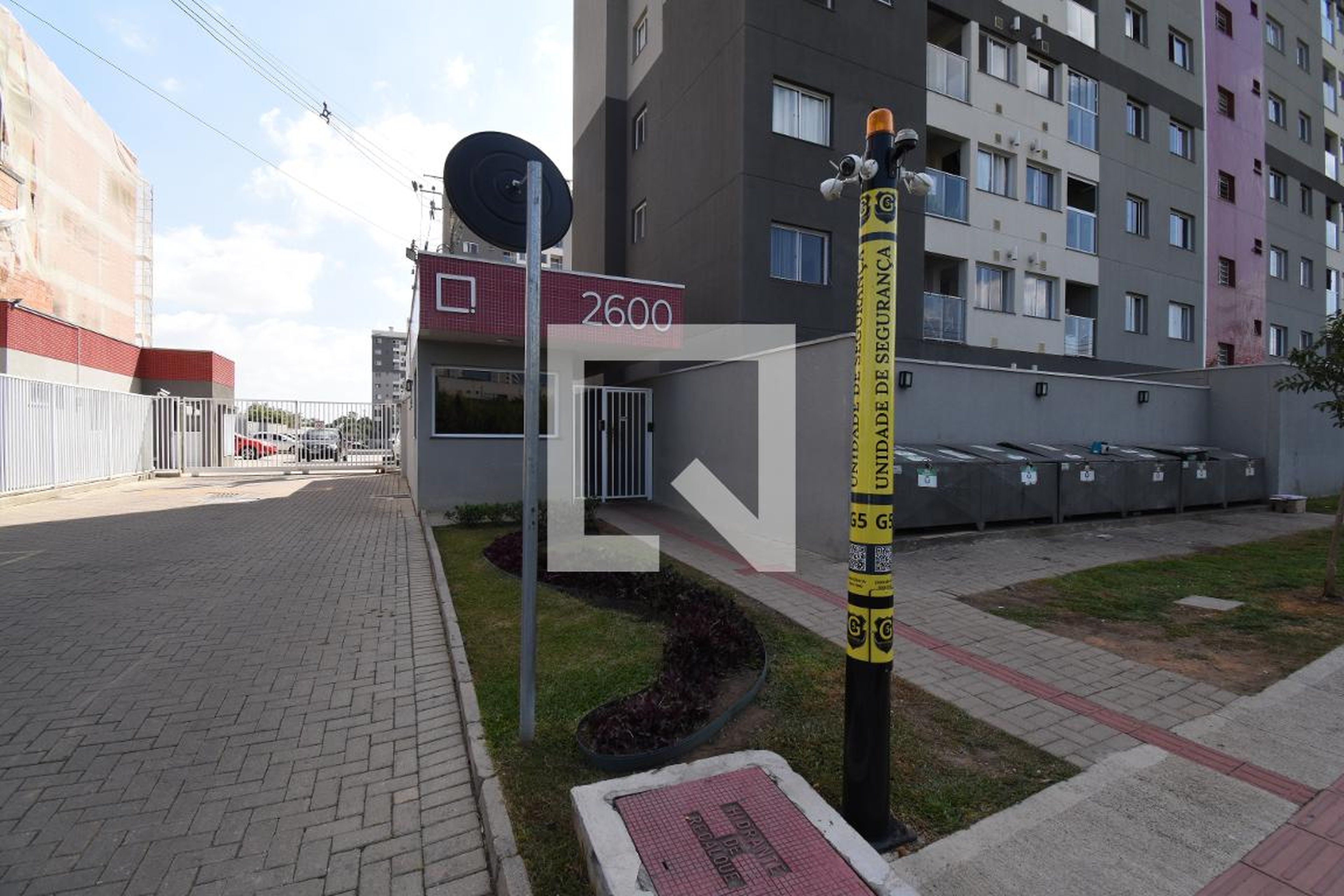 Fachada Condomínio em Rua Doutor Motta Júnior, 611