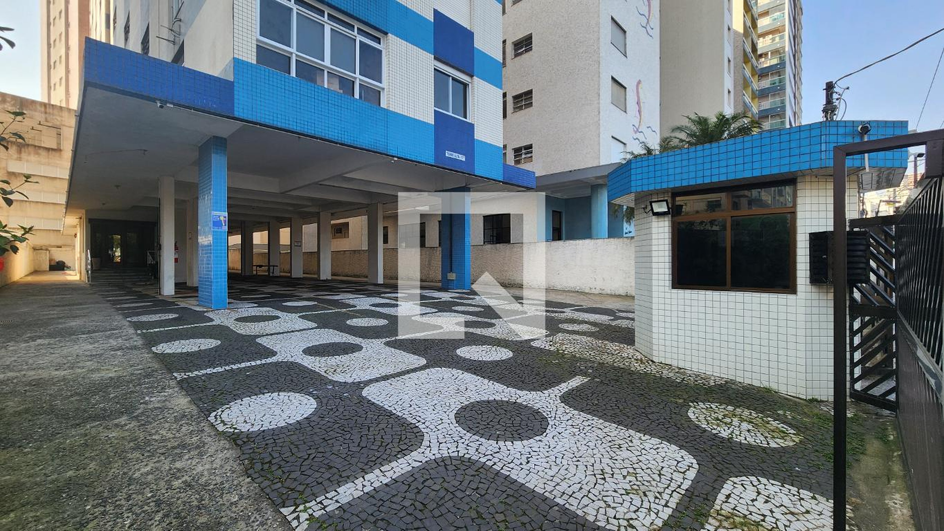 Fachada Condomínio Torre Alta