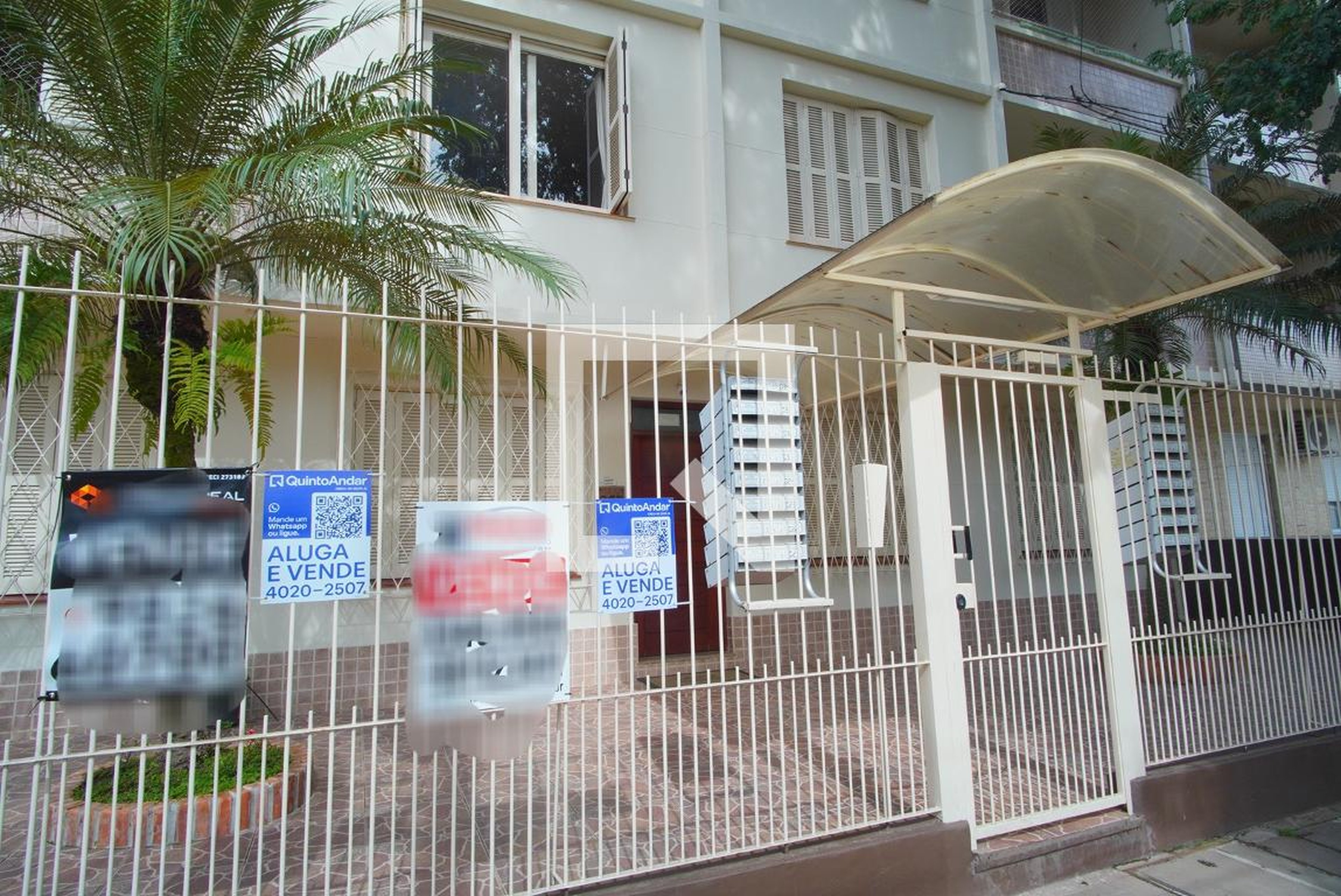 Fachada Condomínio em Avenida Guido Mondim, 963