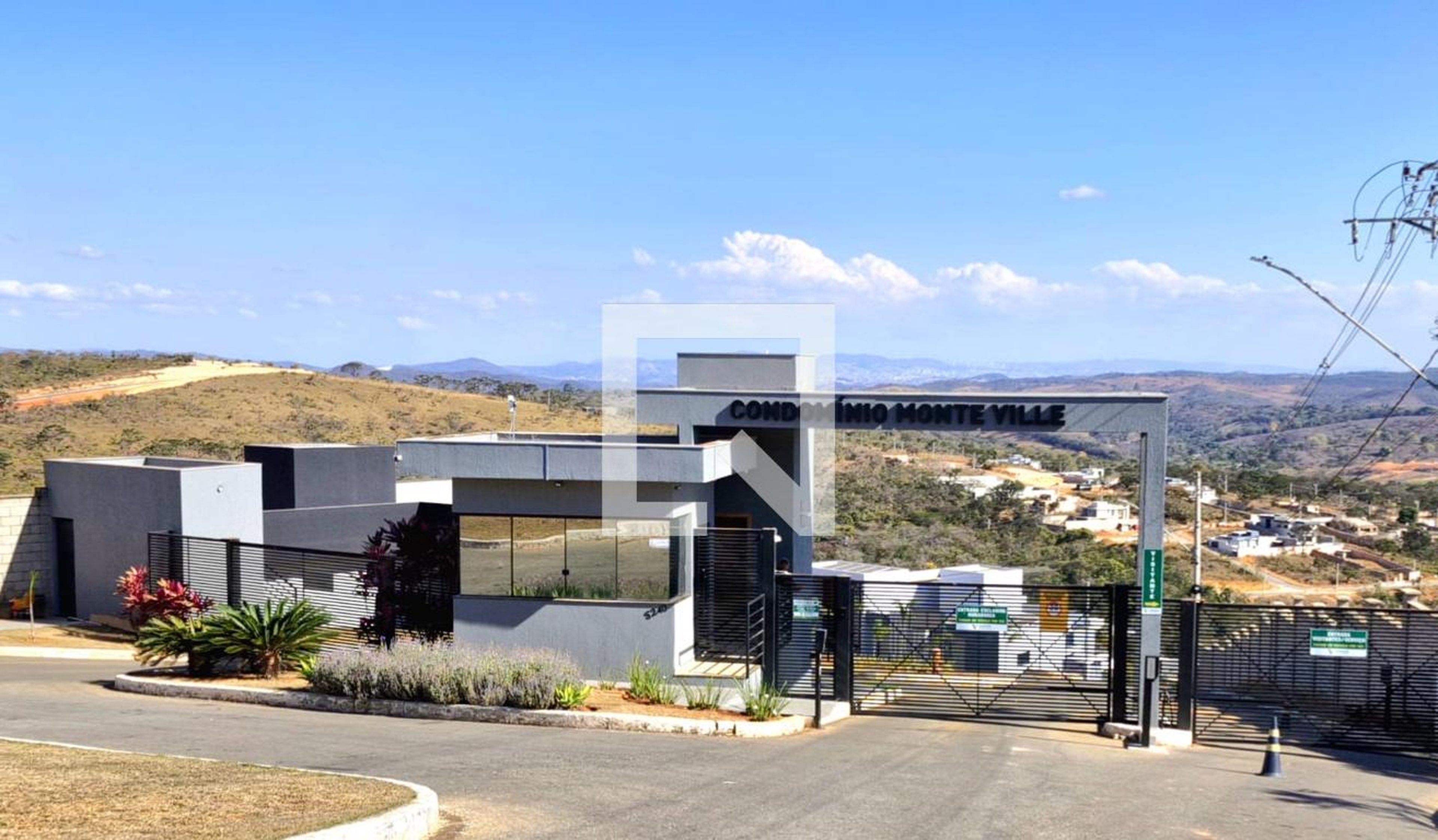Fachada Condomínio Real Monte Ville