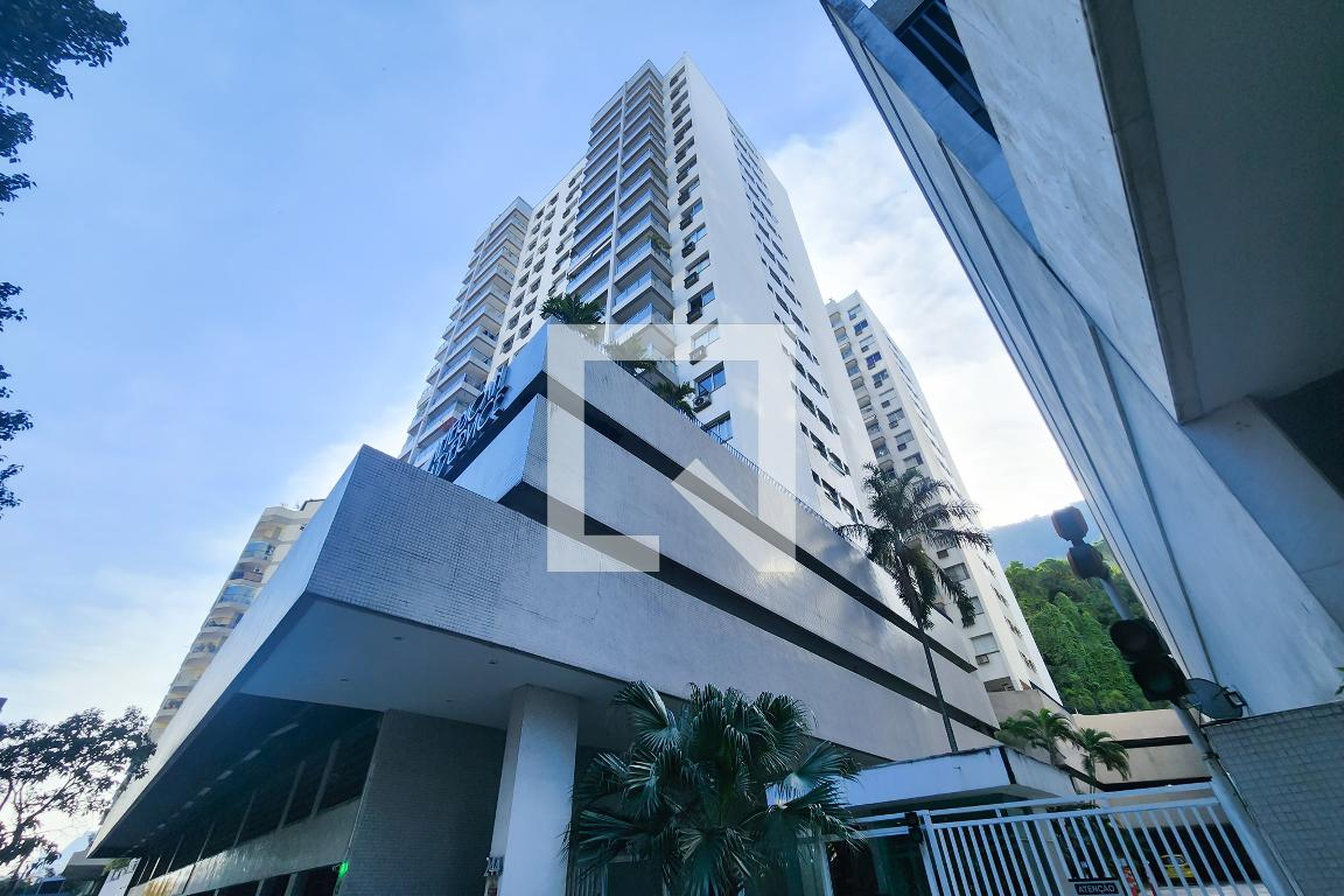 Fachada Condomínio American Flat Service