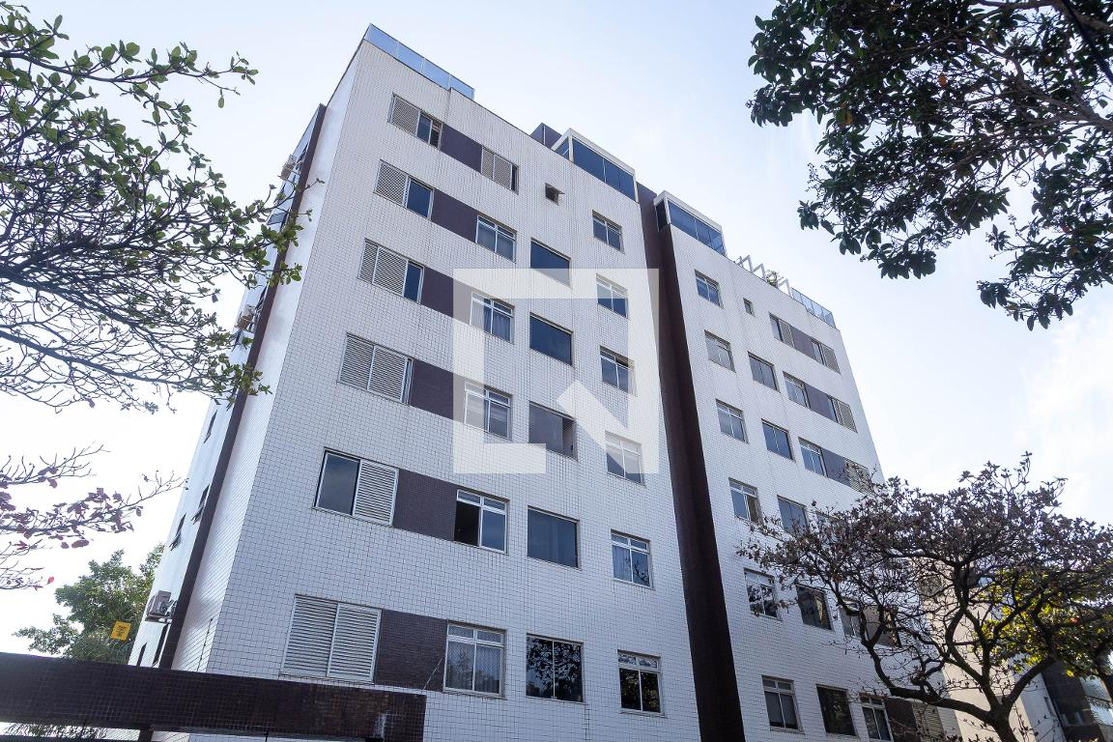 Fachada Condomínio em Rua Borges, 105