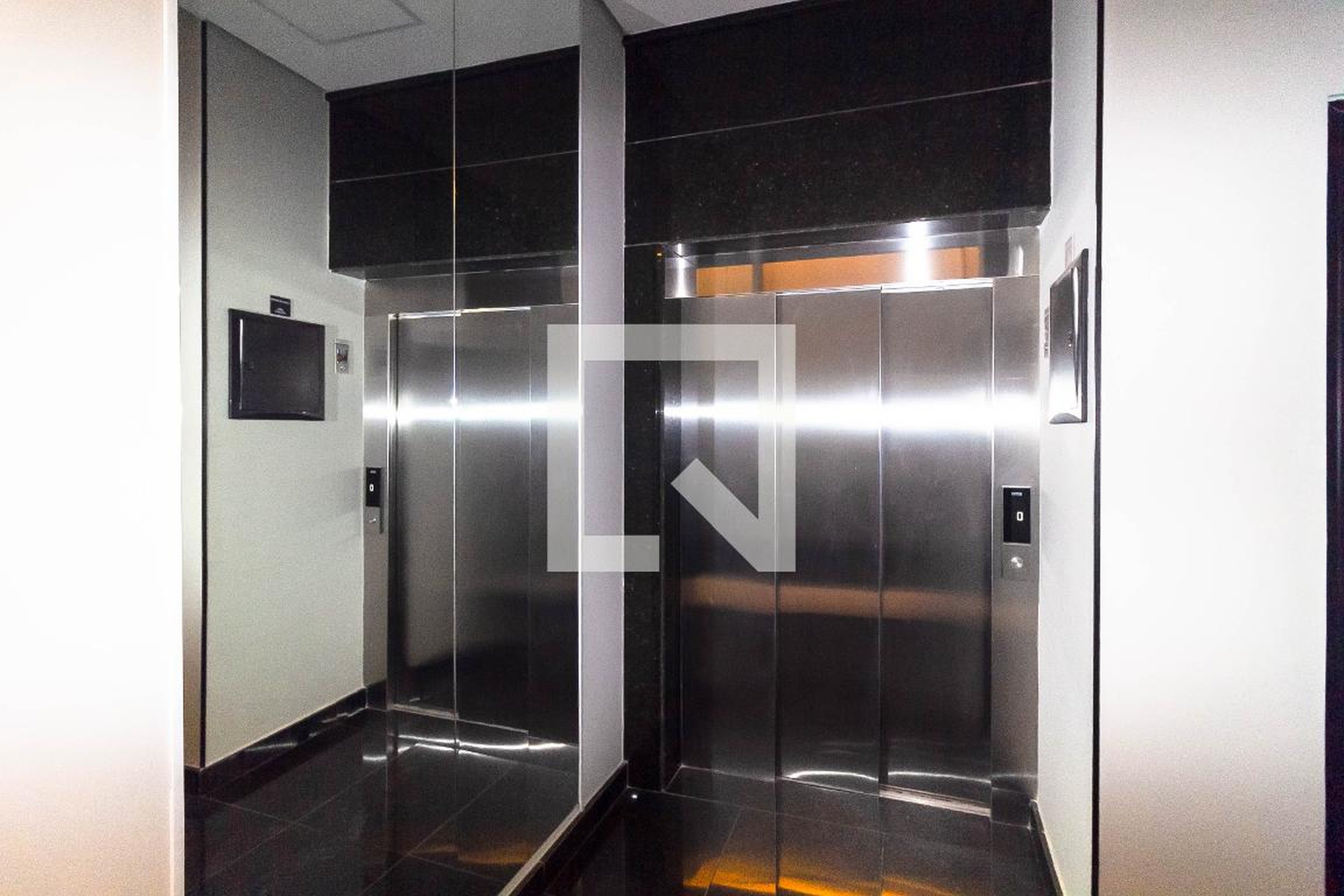 Elevador - Easy Residencial Exclusive