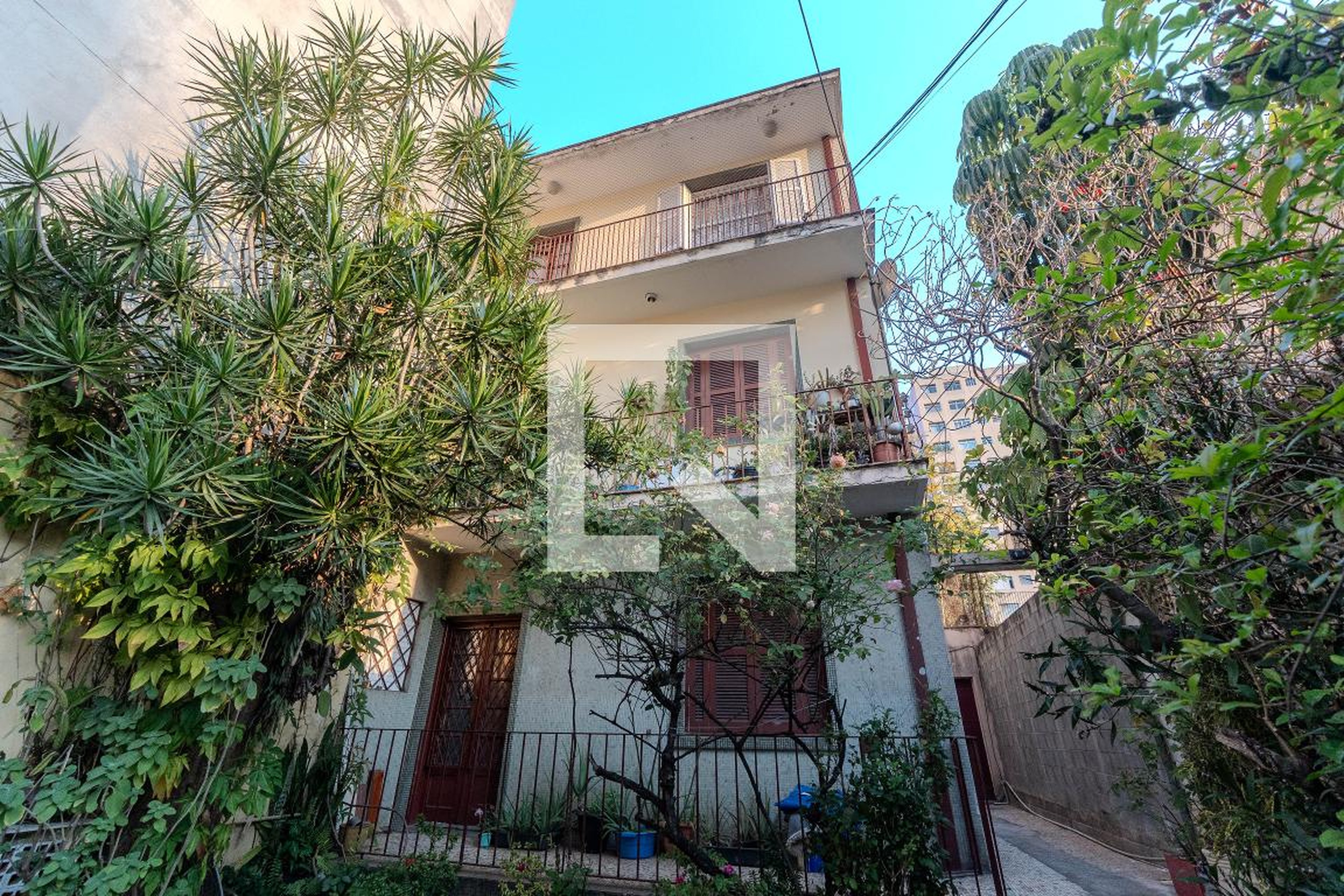 Fachada Condomínio em Rua do Bixiga, 39