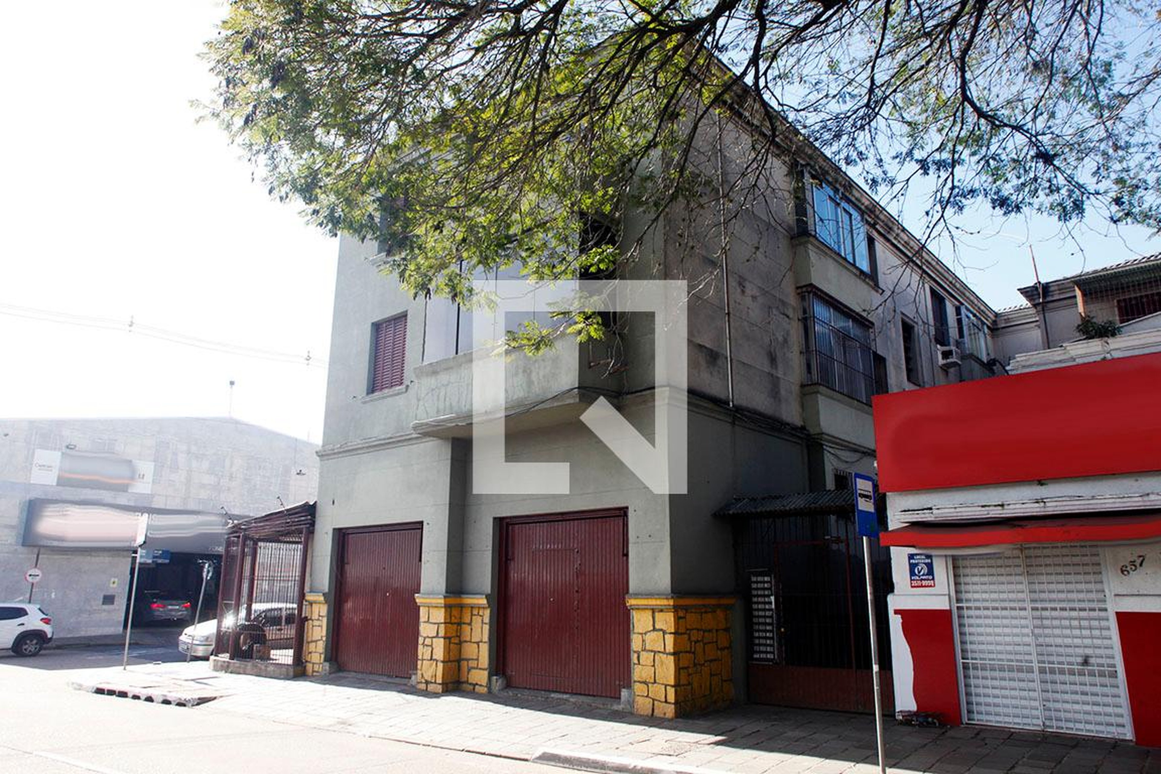 Fachada Condomínio em Avenida Farrapos, 663