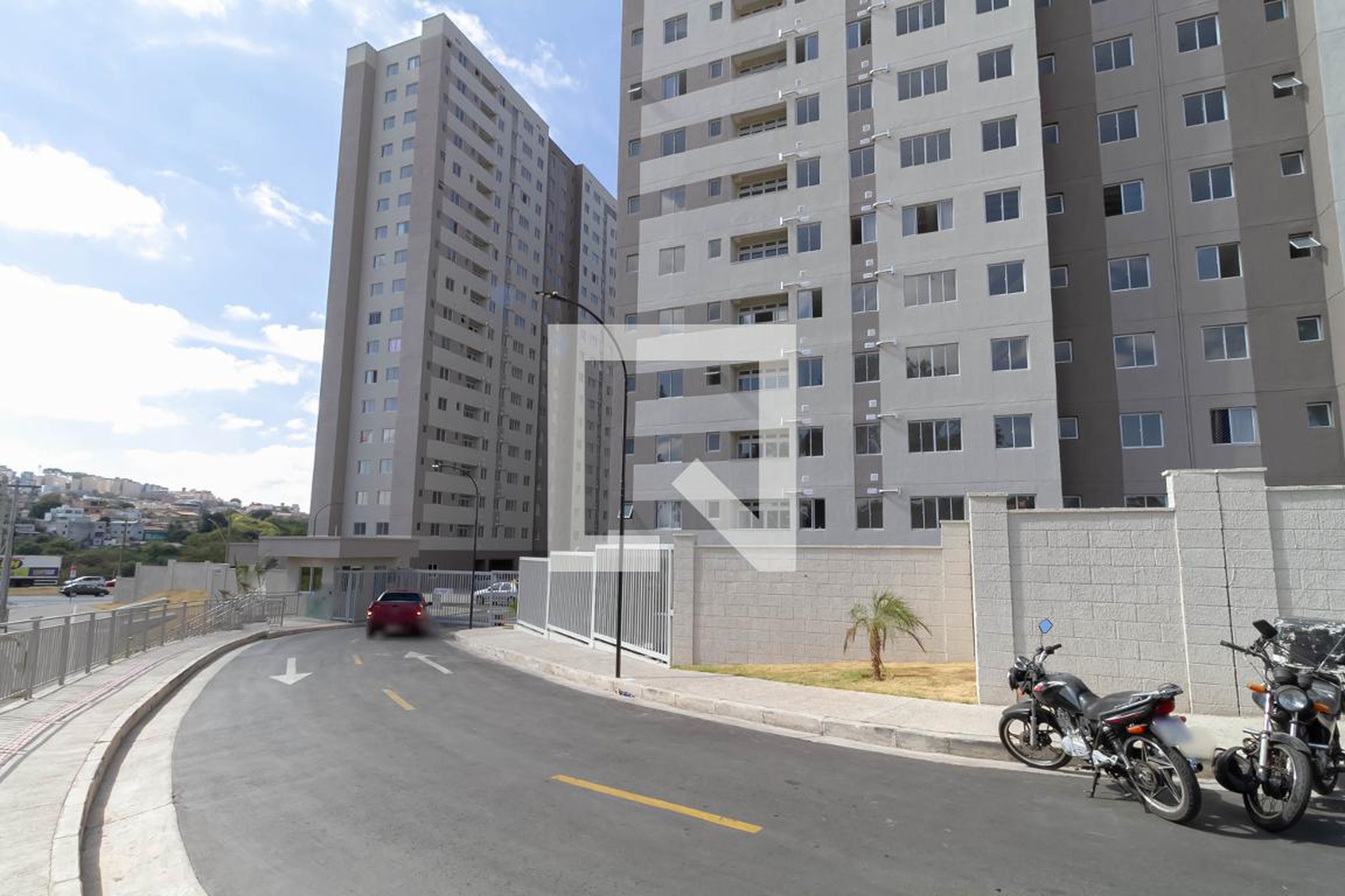 Fachada do Condomínio Condomínio Seleto Oásis Residencial