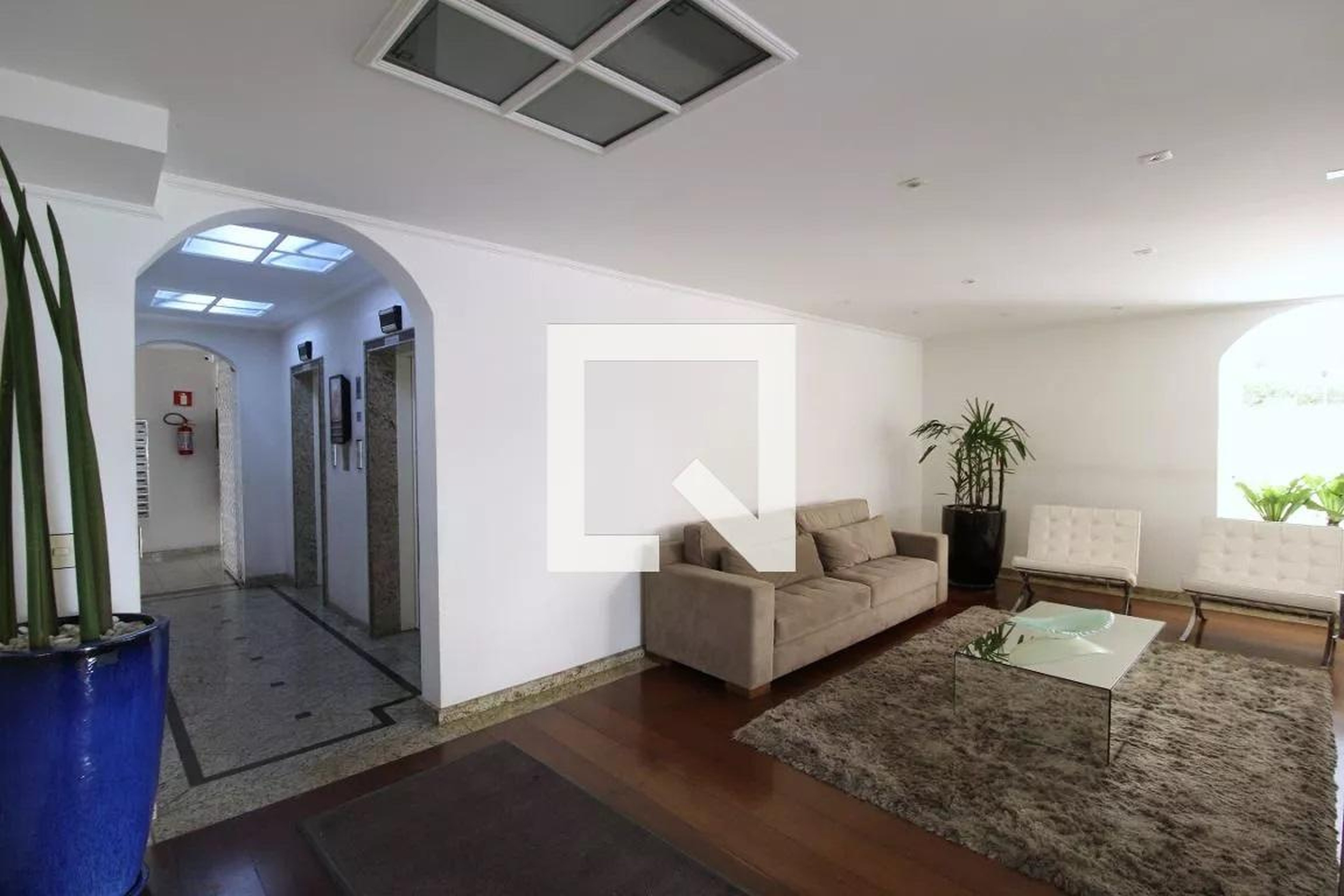 Hall social - Maison Charpentier