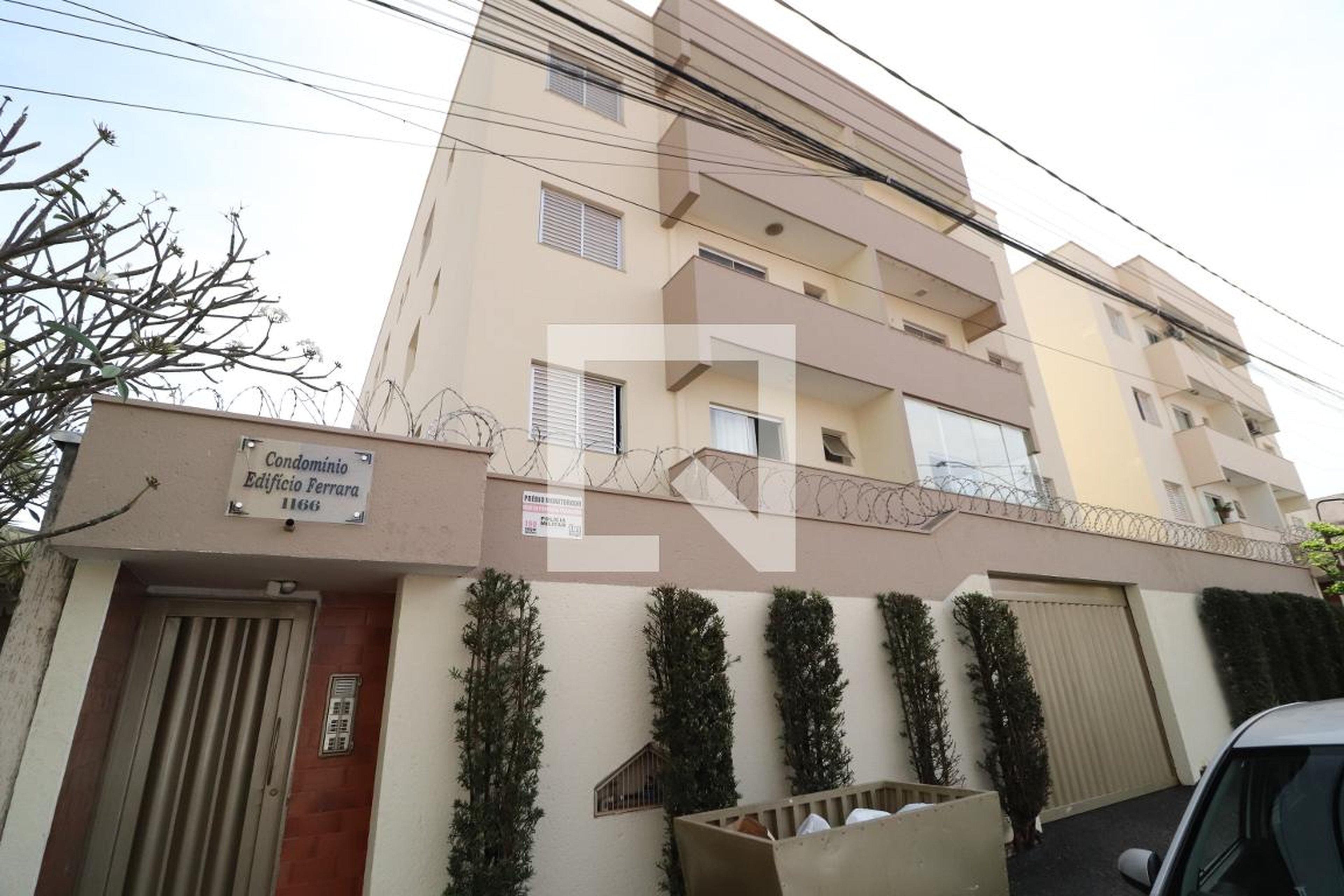 Fachada Condomínio em Rua Jornalista João de Oliveira, 1166