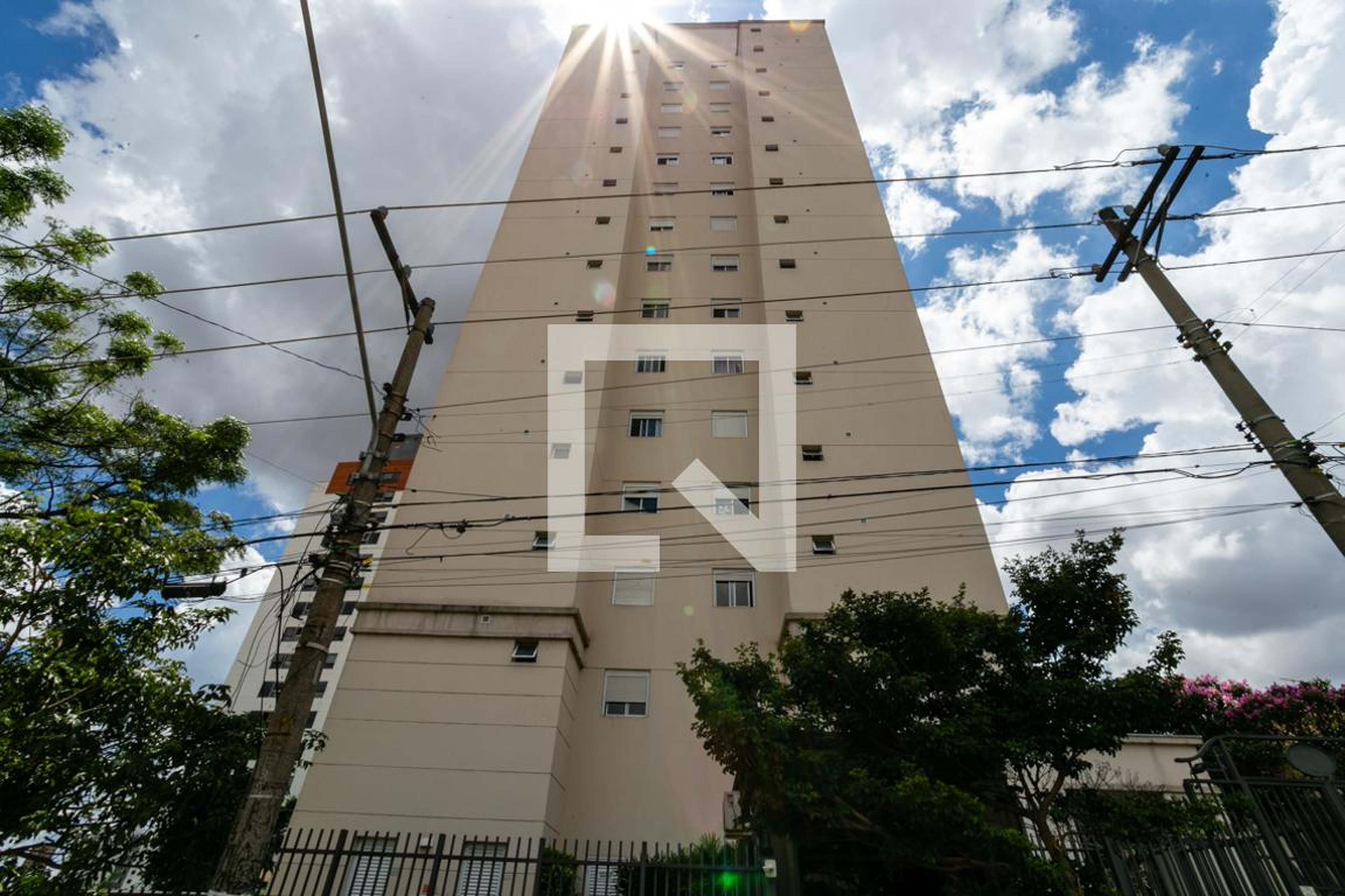 Fachada do prédio Condomínio Closer Santana