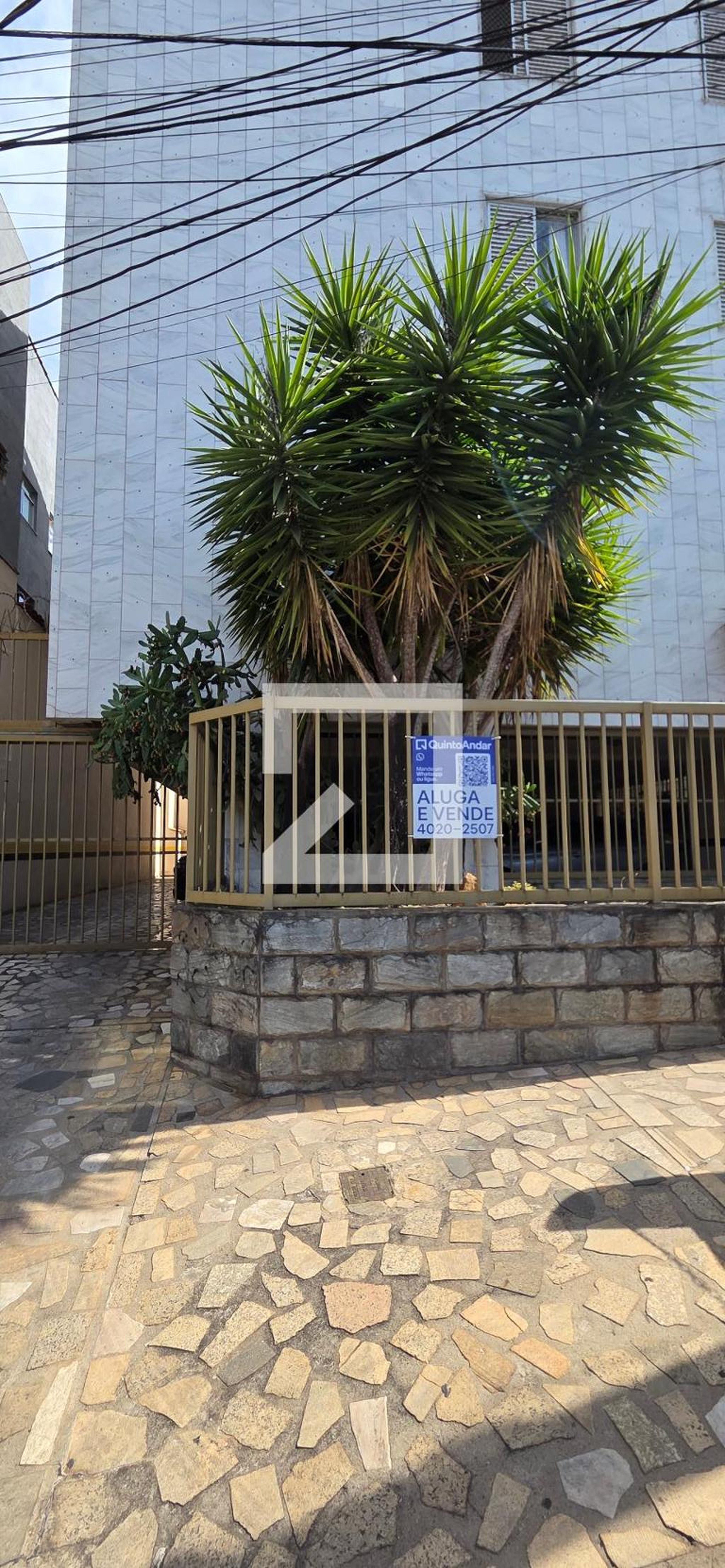 Fachada Condomínio em Rua Santos, 1220