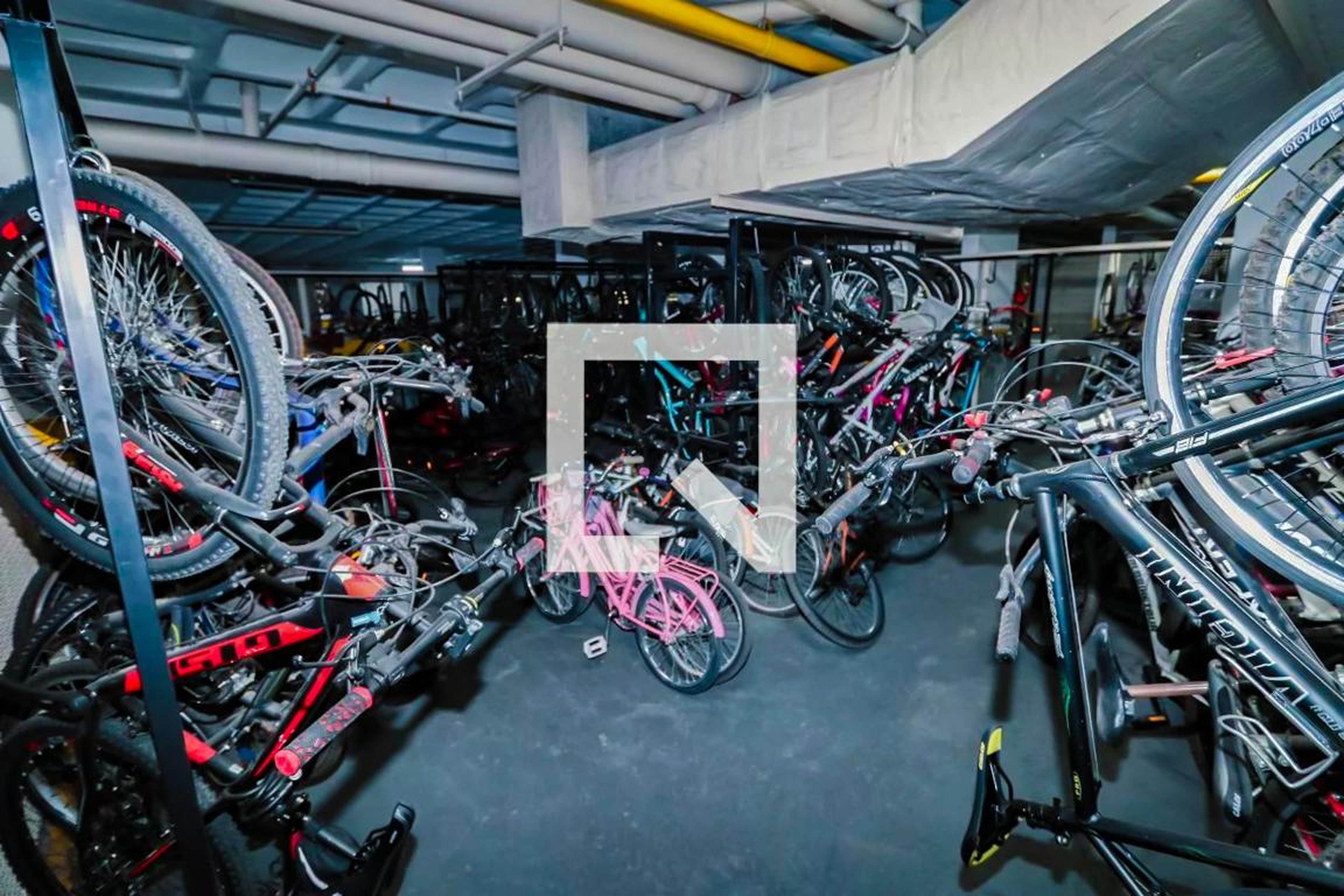 Bicicletario - Espaço Raposo