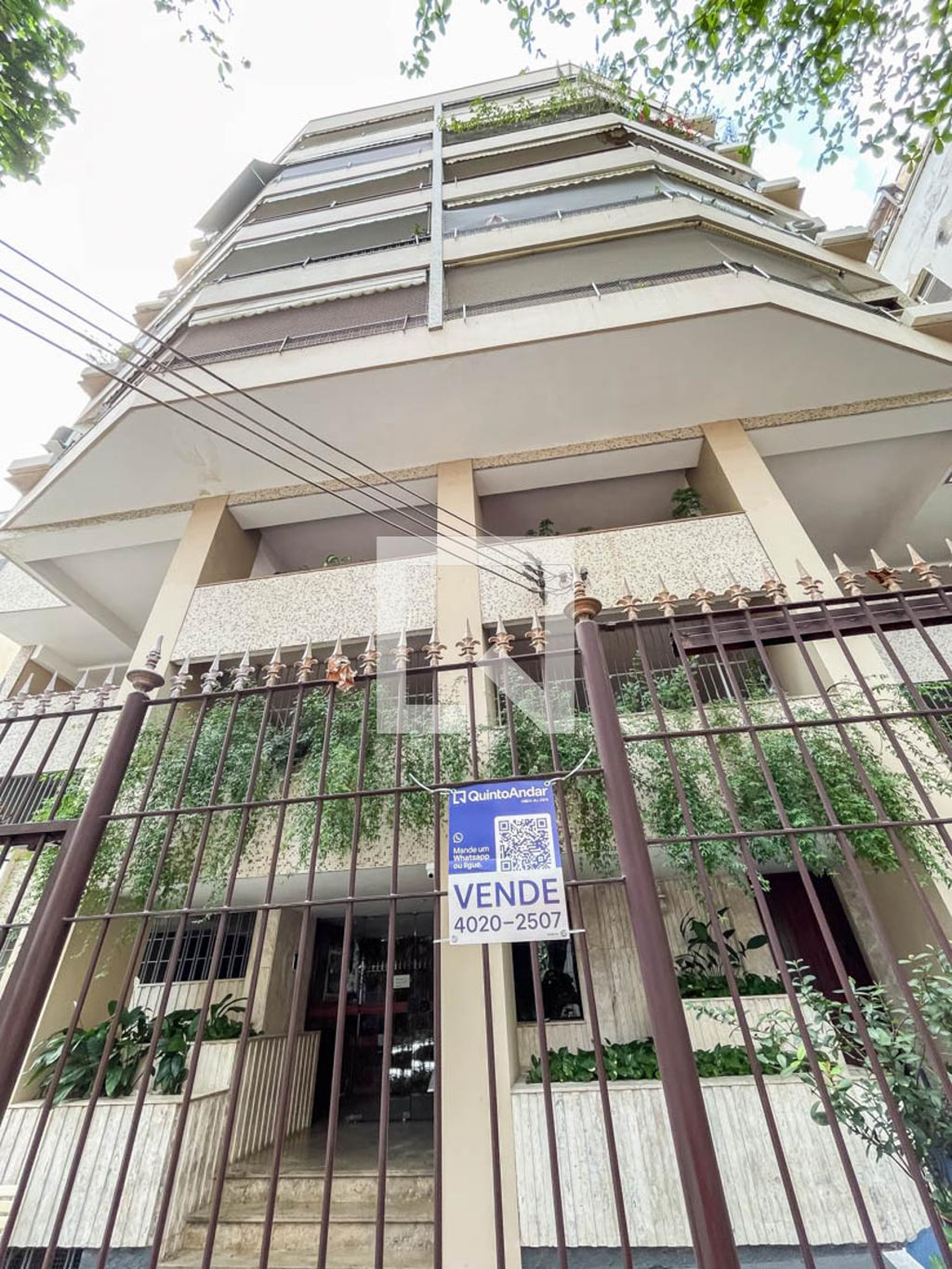 Fachada Condomínio em Rua Antônio Pinto da Mota, 100