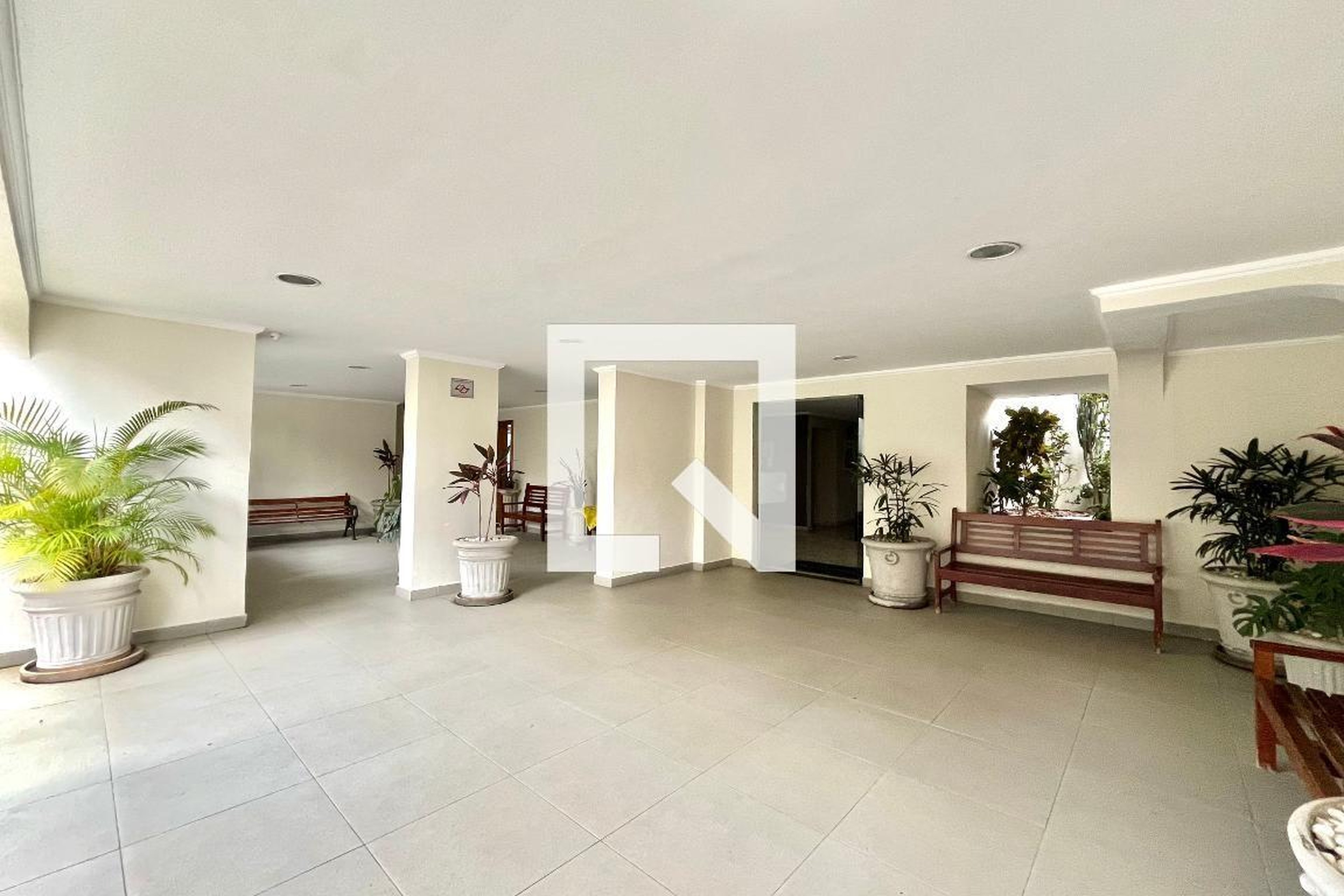 Entrada - Edifício Praia Itapema