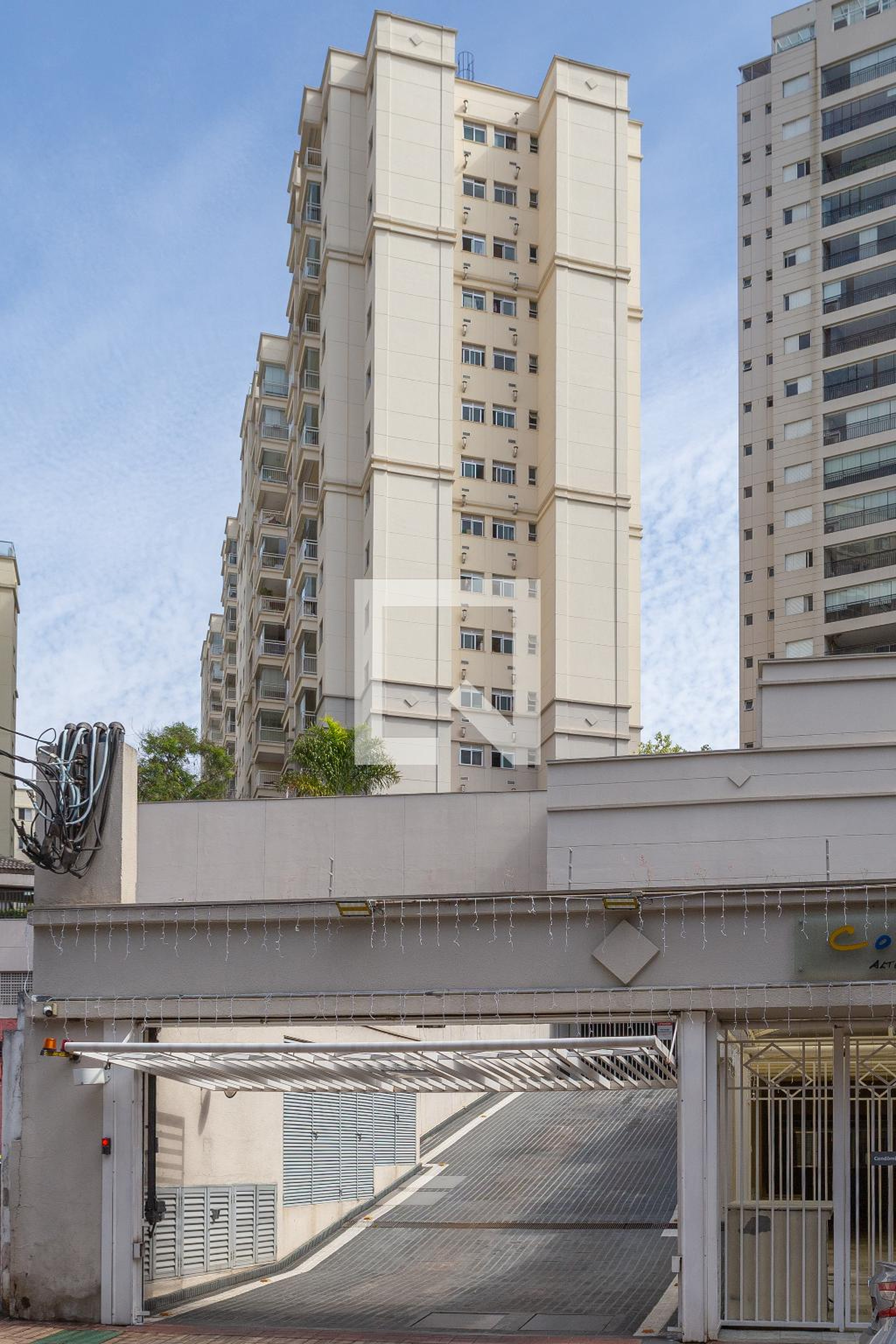 Fachada Condomínio Colors Alto da Lapa