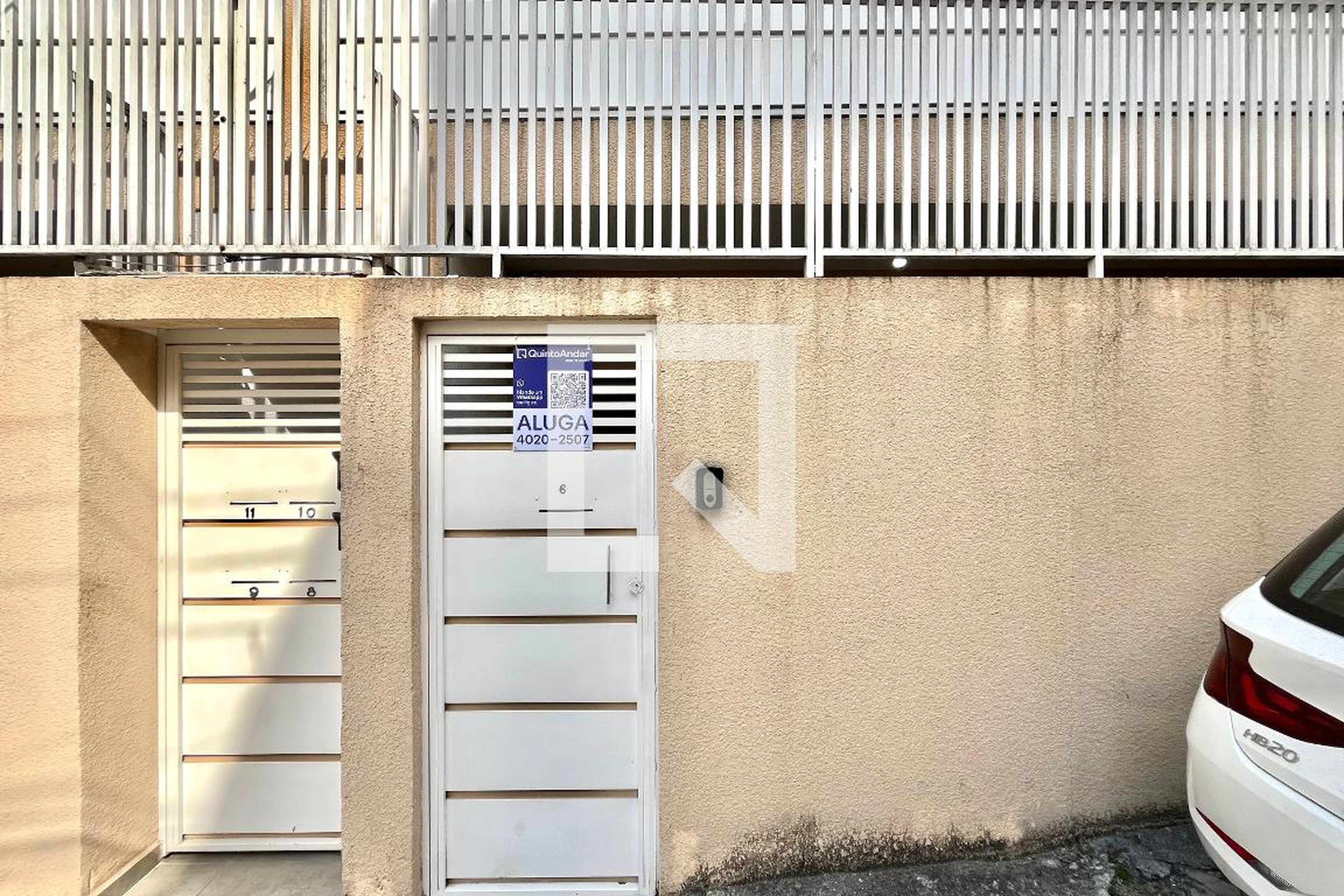 Fachada Condomínio em Rua Guiratinga, 1007