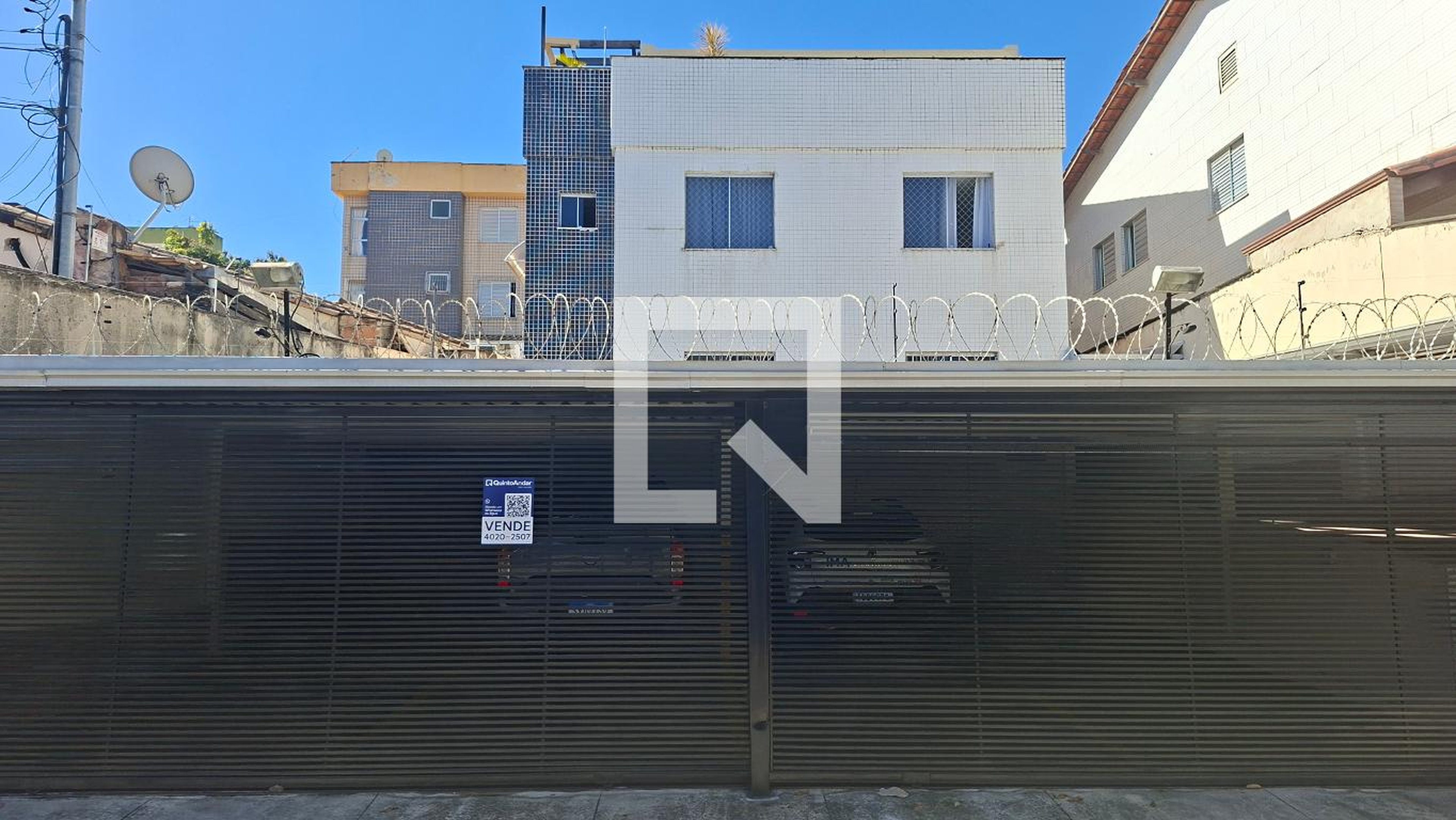 Fachada Condomínio em Rua Nilton Baldo, 688