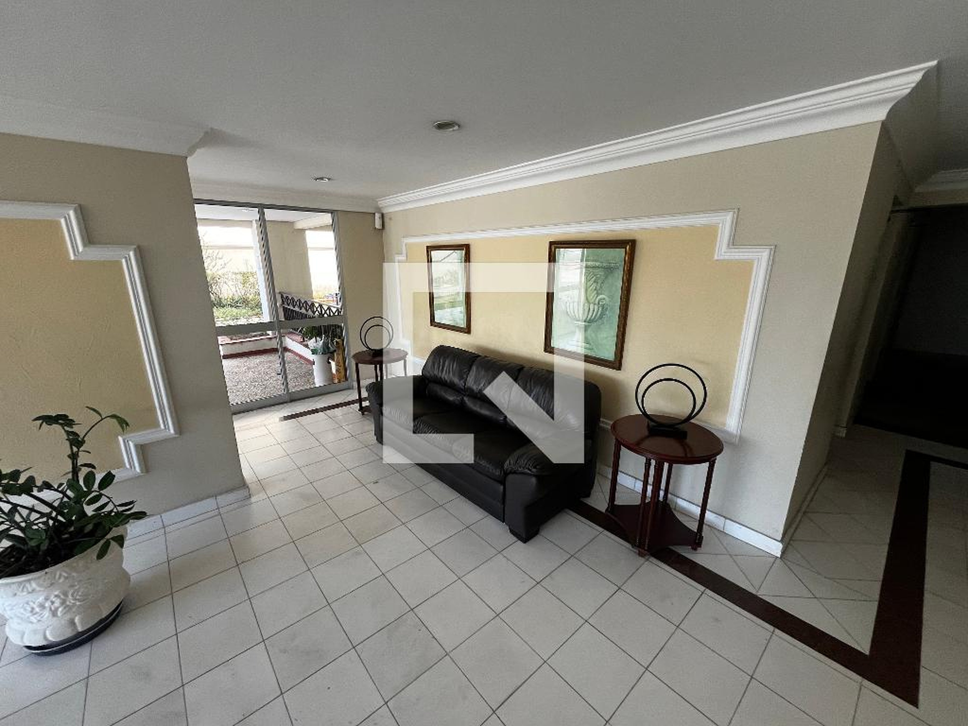 Hall de entrada - Morada dos Alpes