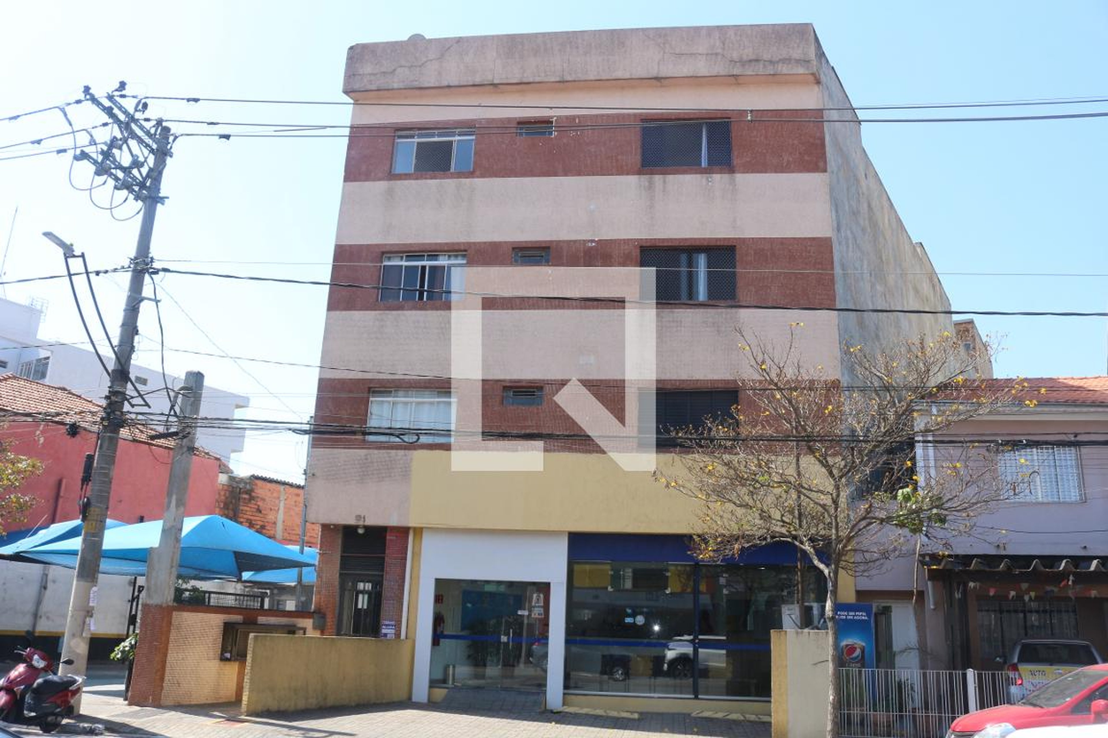 Fachada Condomínio em Rua Visconde de Inhaúma, 191