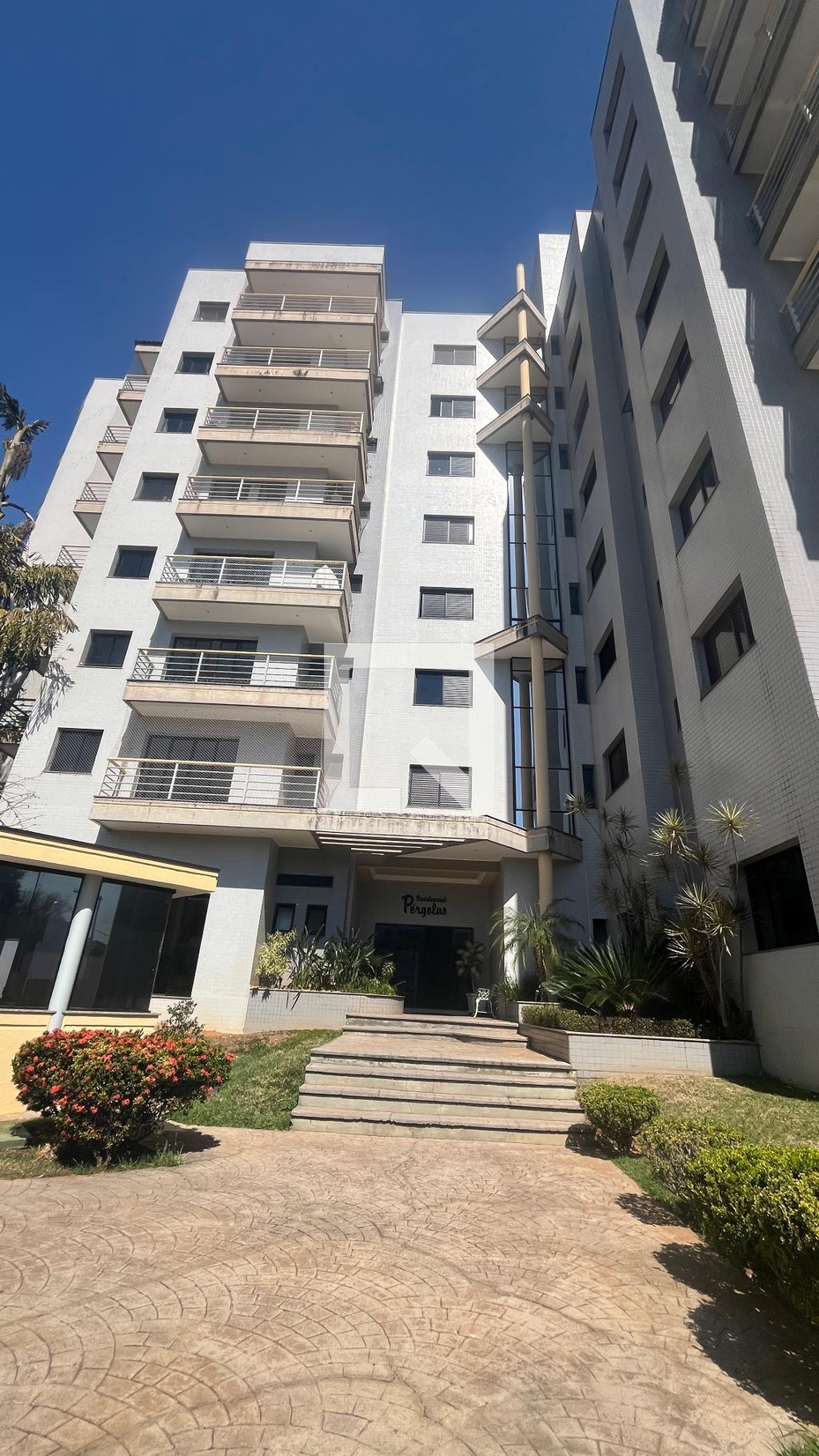 Fachada Condomínio Pergolas