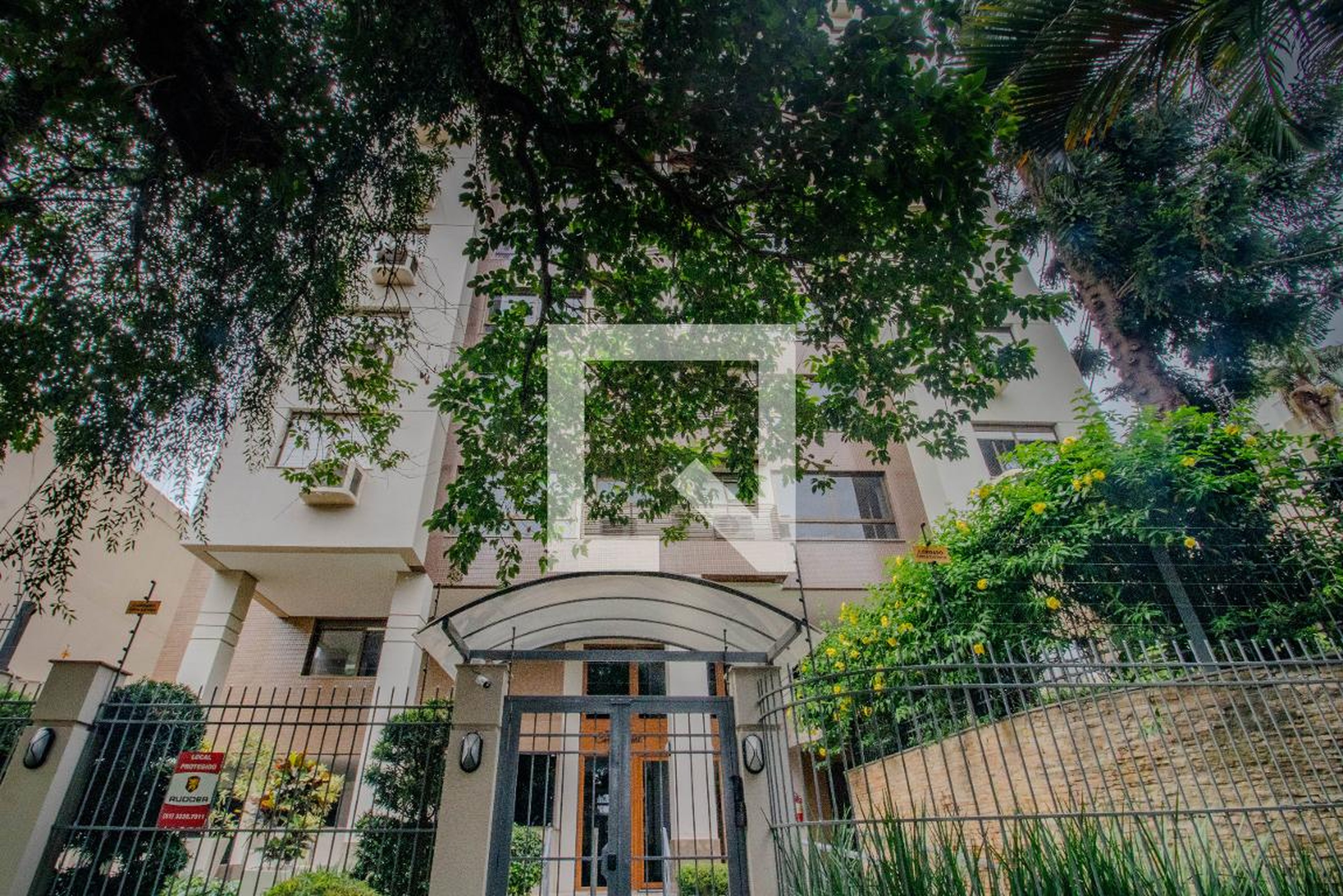 Fachada Condomínio Morada Corte Real