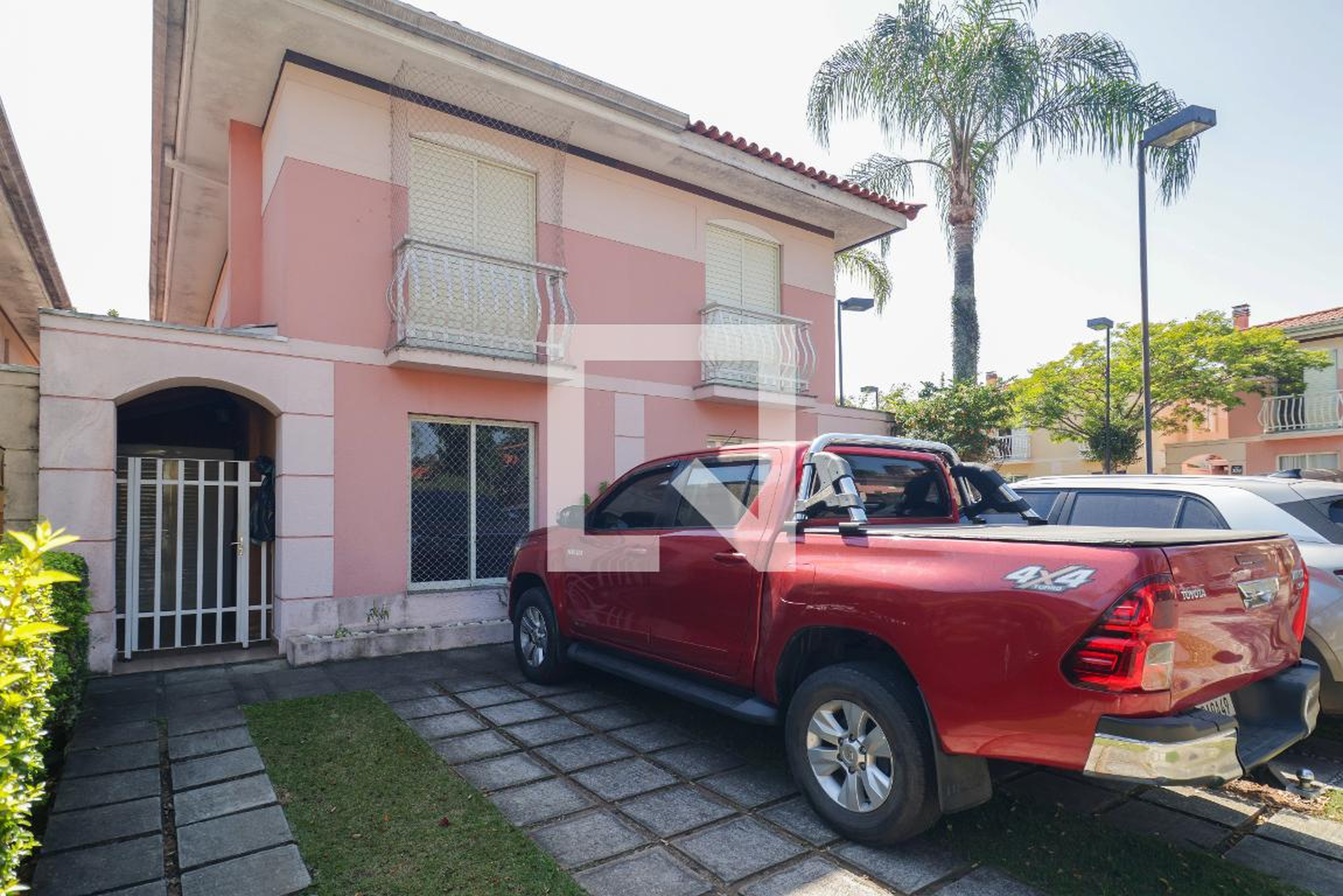 Fachada Condomínio em Avenida Diogo Gomes Carneiro, 400