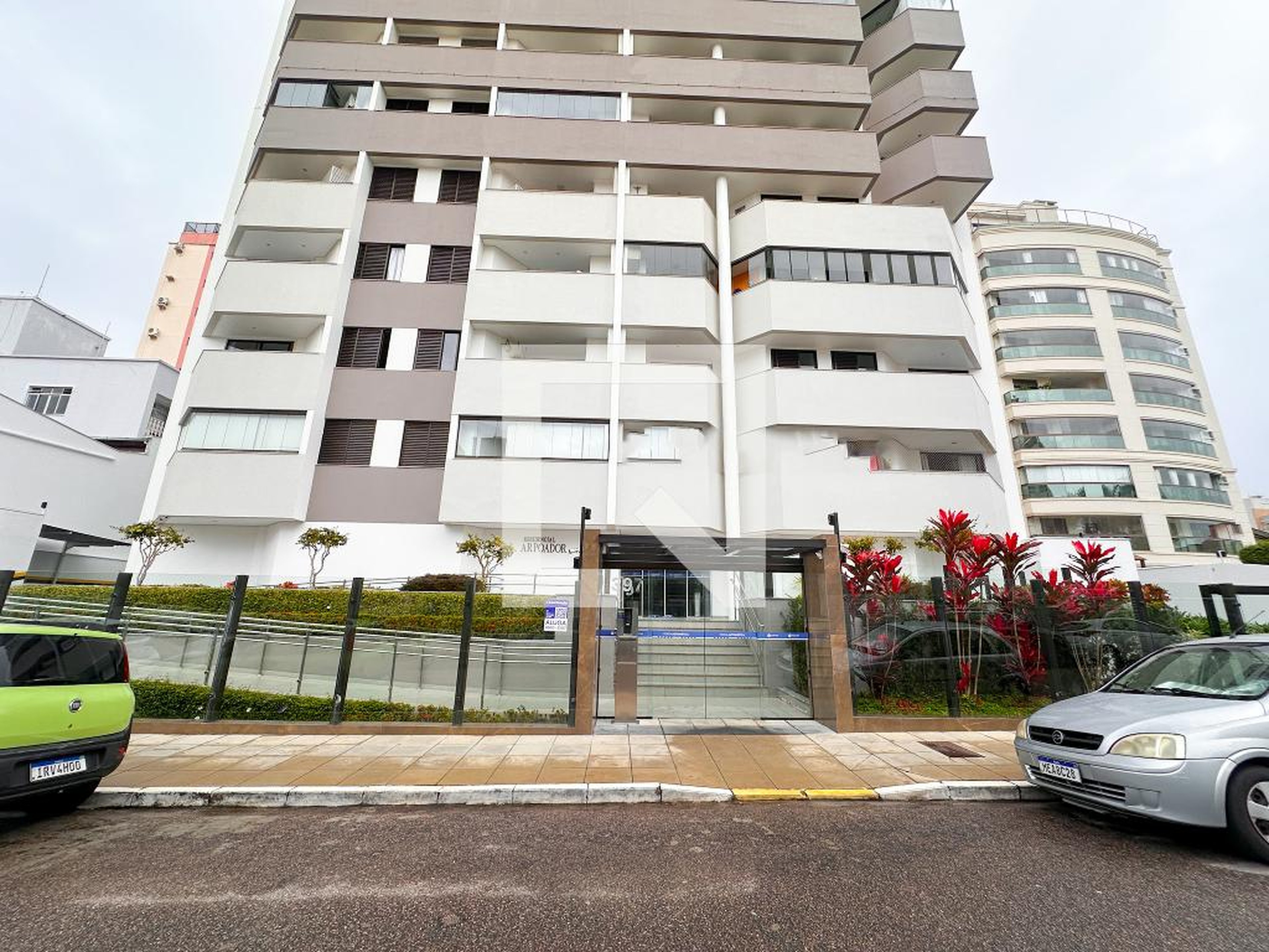 Fachada Residencial Ar Poador