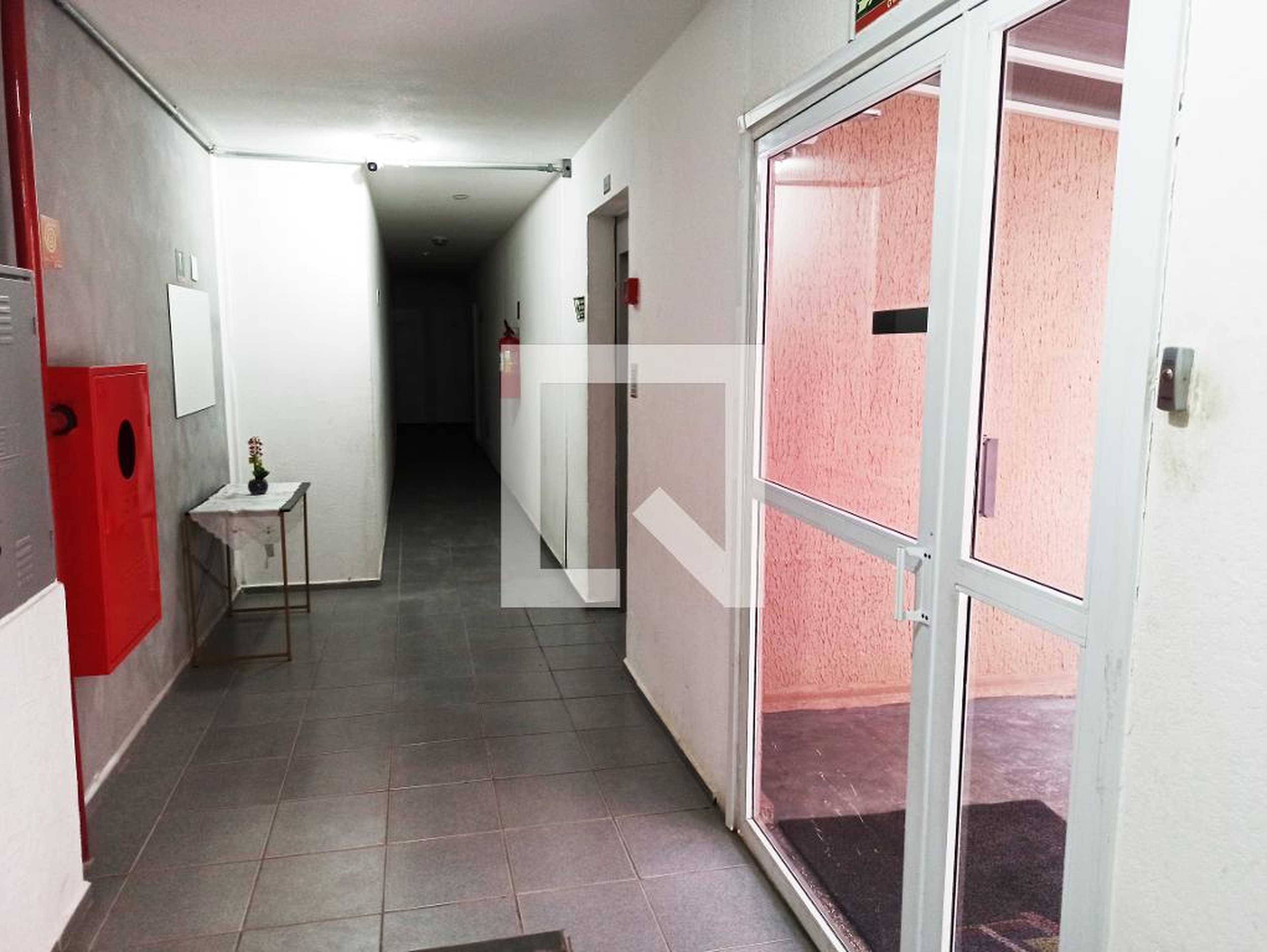 Hall de entrada - Alameda Freguesia