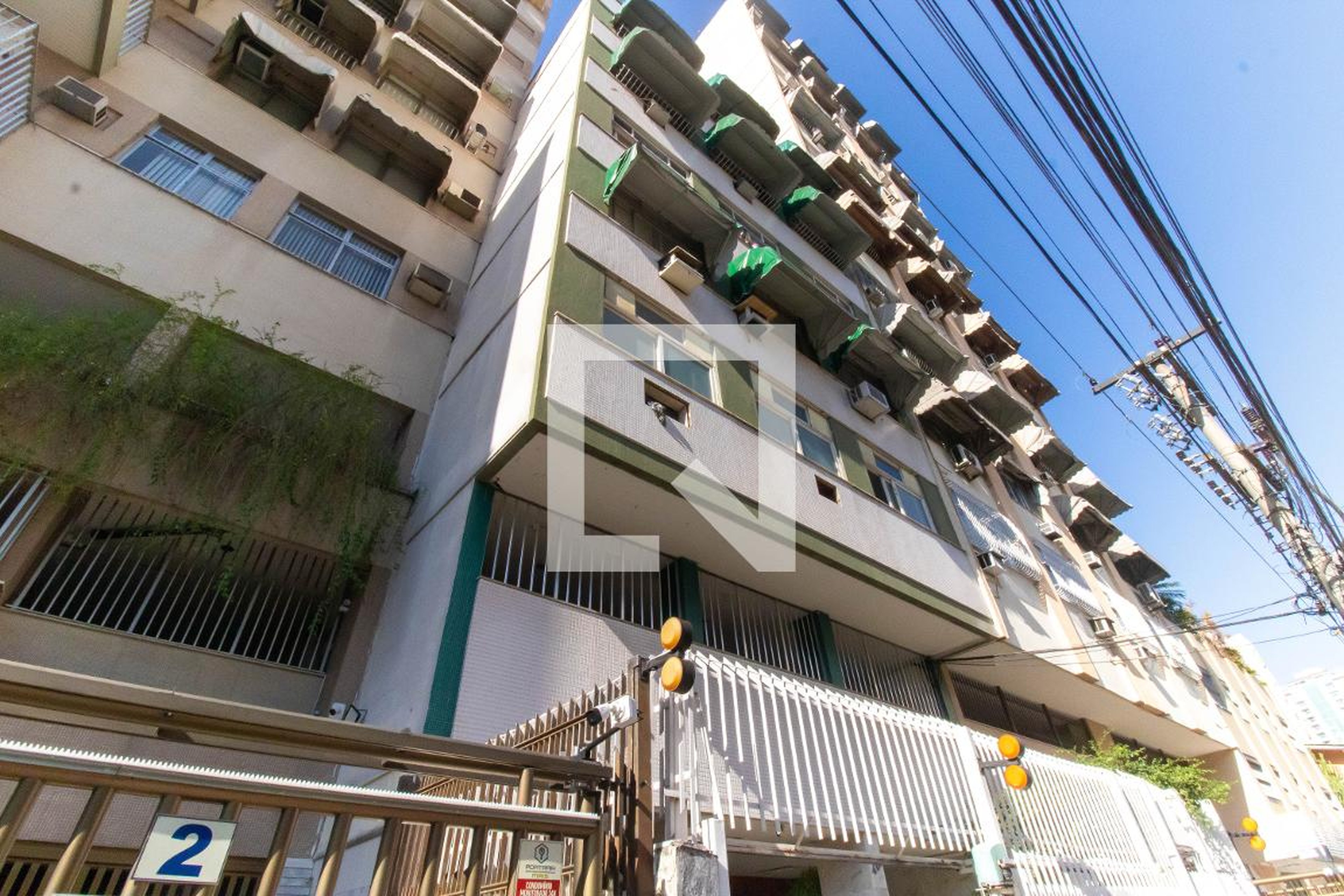 Fachada Edifício Ouro Verde