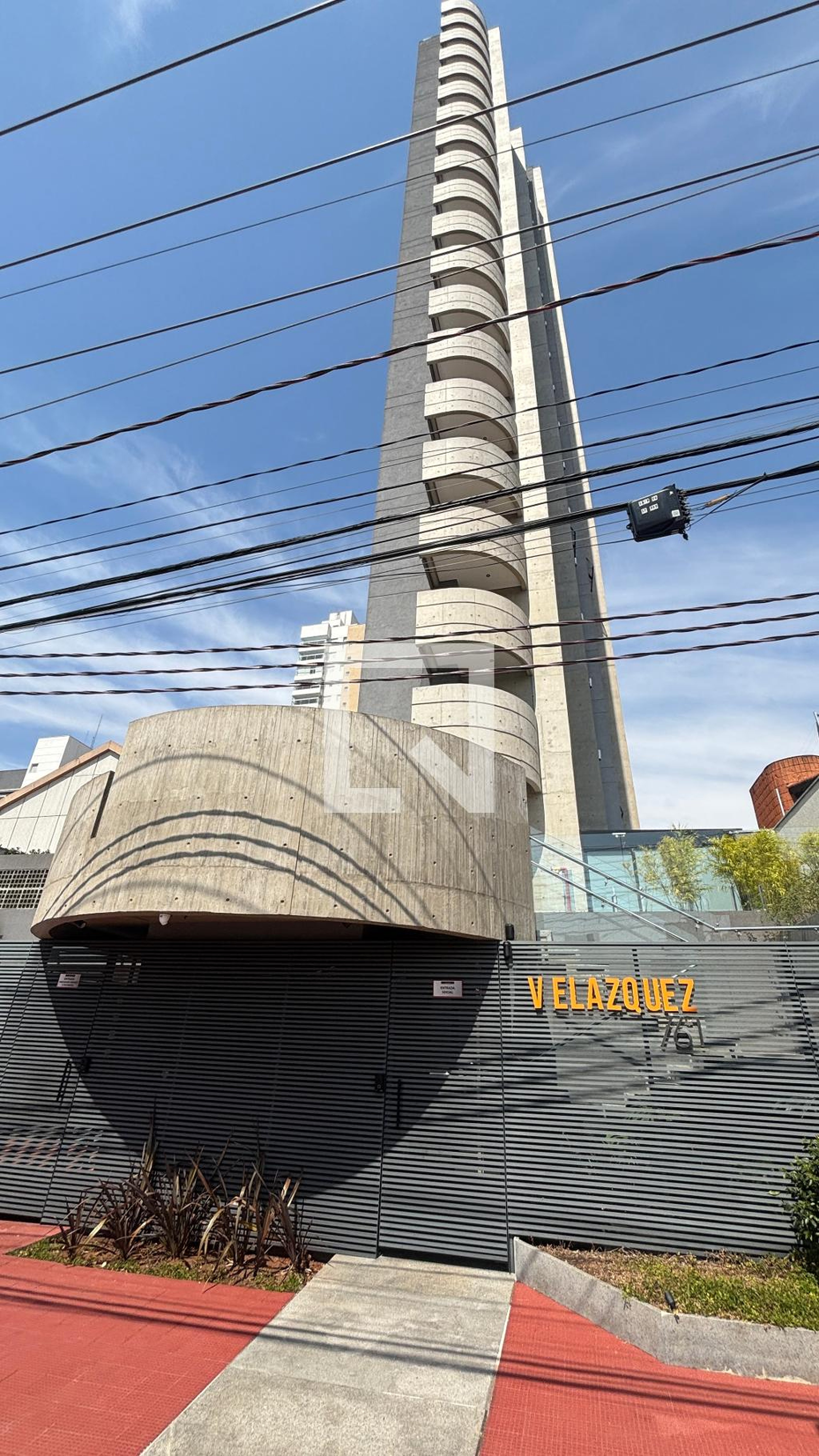 Fachada Condomínio Velazquez