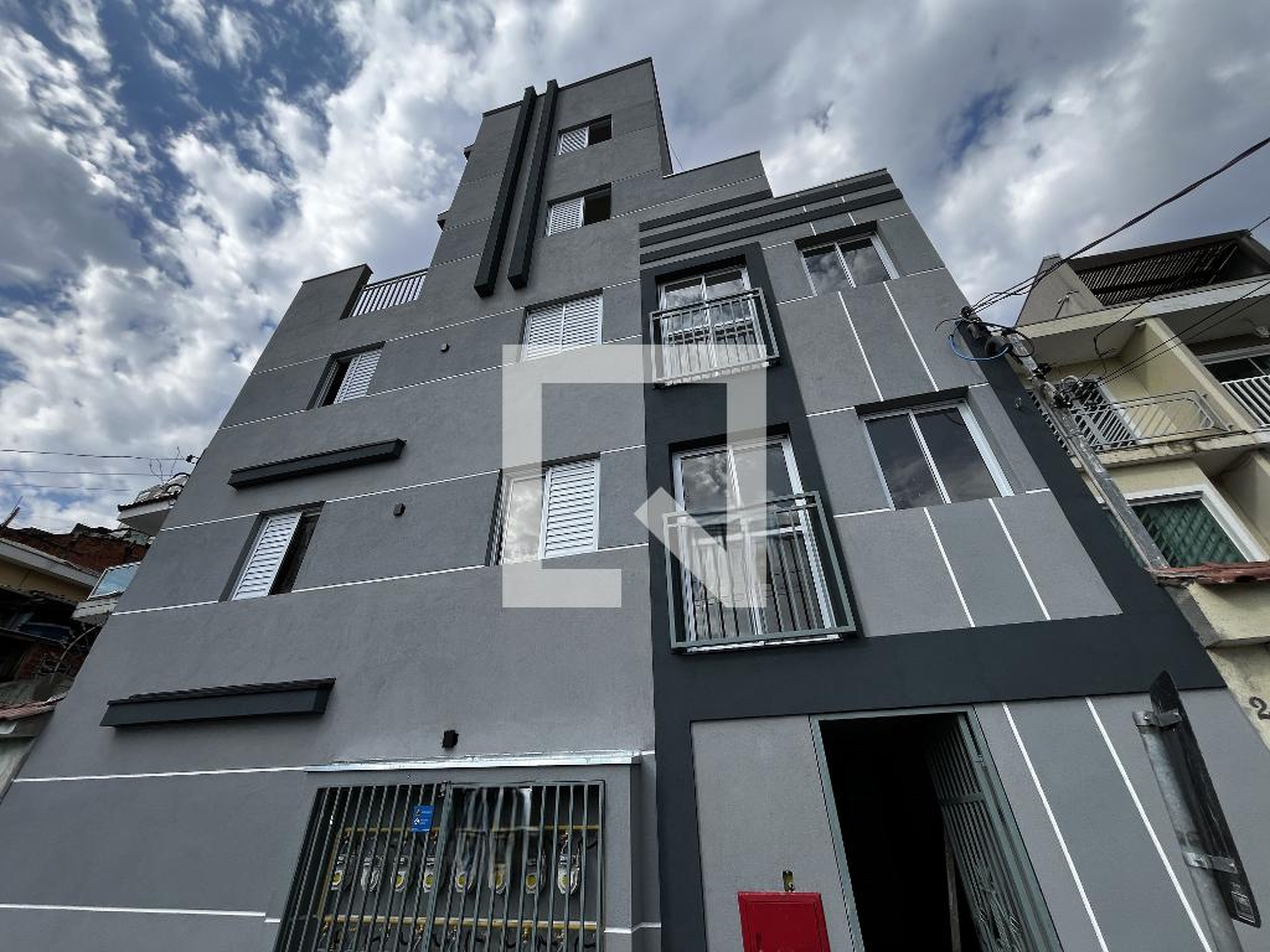 Fachada Condomínio em Rua Dona Gabriela, 248