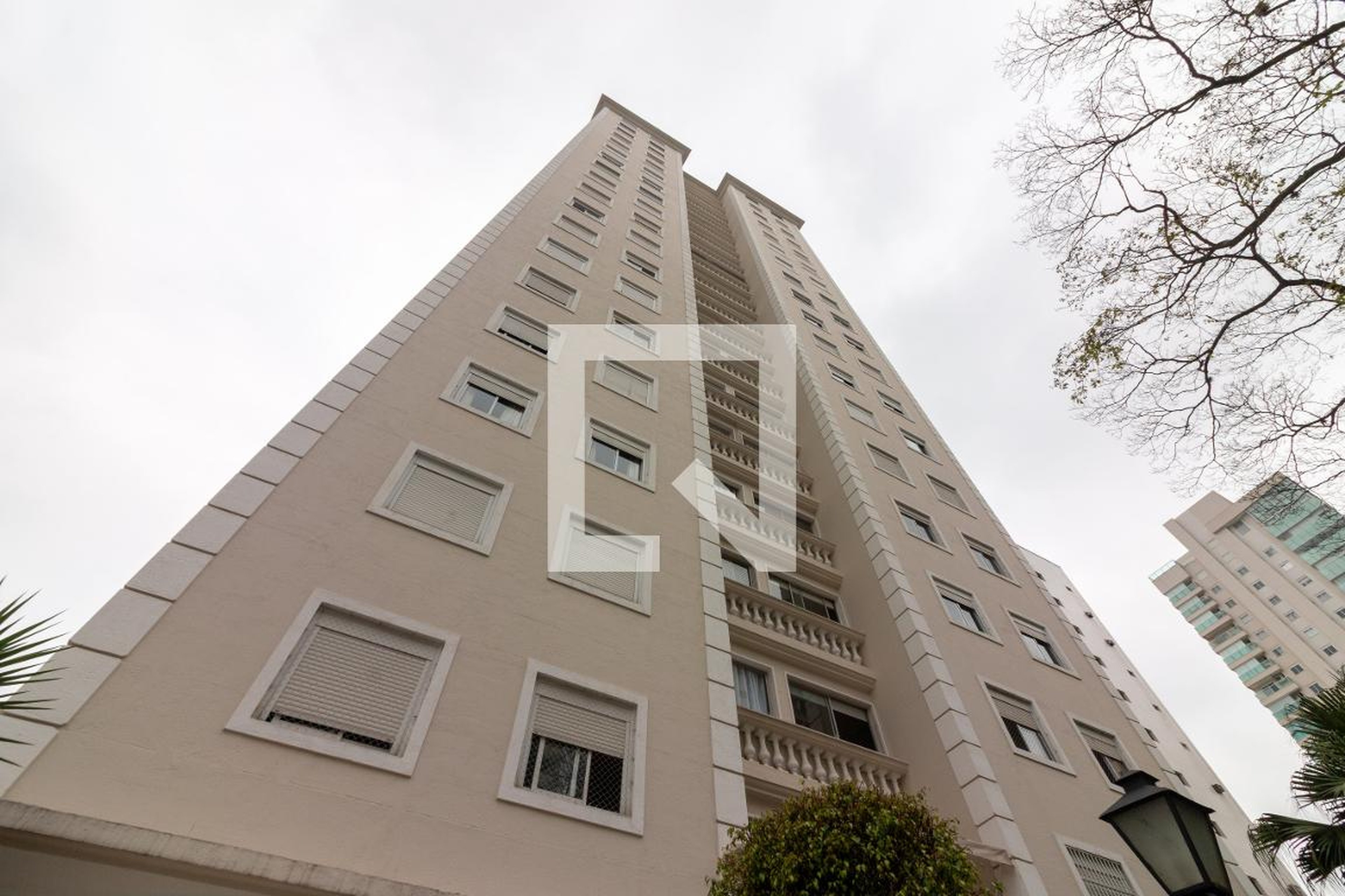 Edifício Condomínio Capri