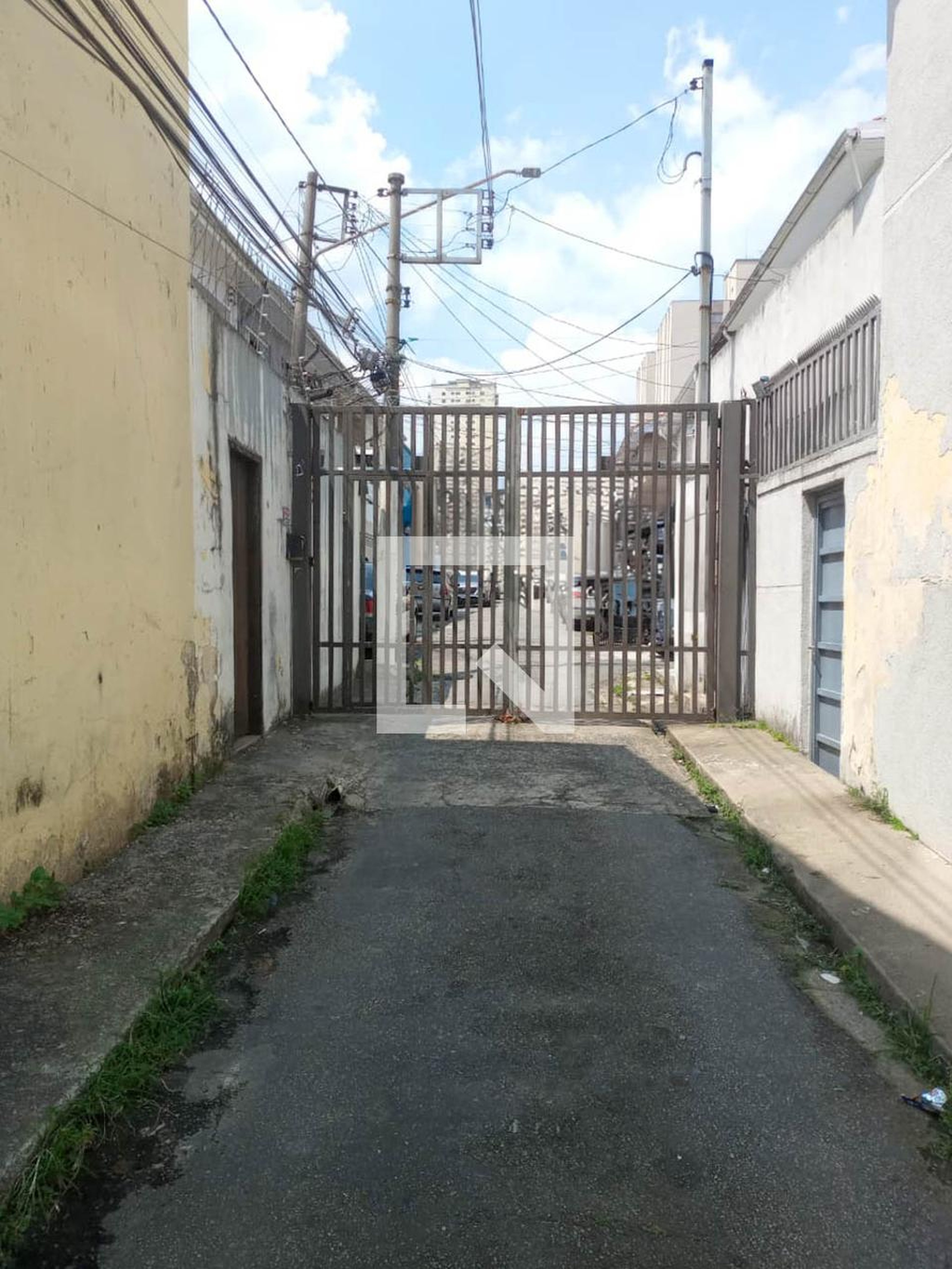 Fachada Condomínio em Rua Panças, 82