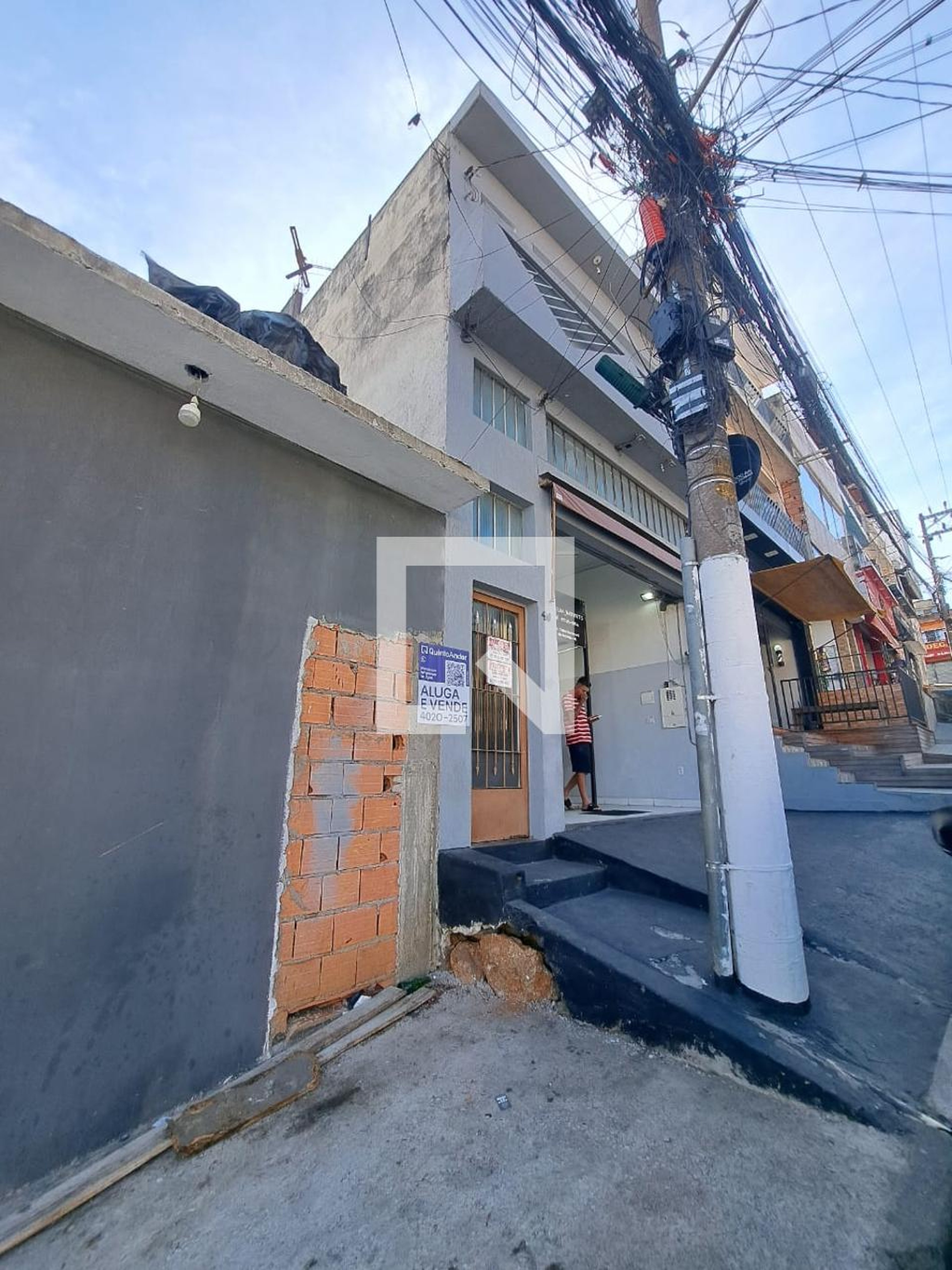 Fachada Condomínio em Avenida Carlos Drummond de Andrade, 40