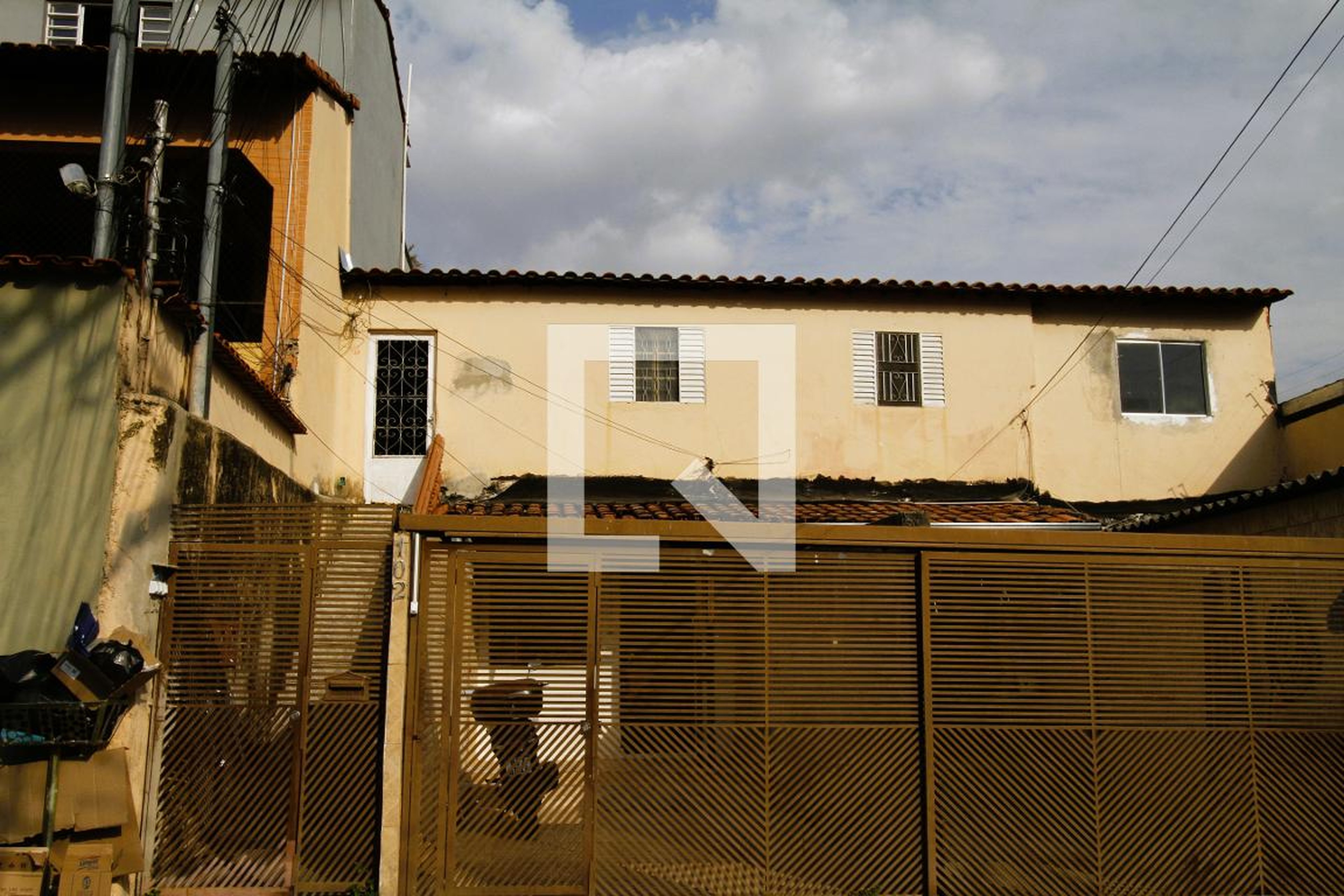 Fachada Condomínio em Rua dos Comunicadores, 102